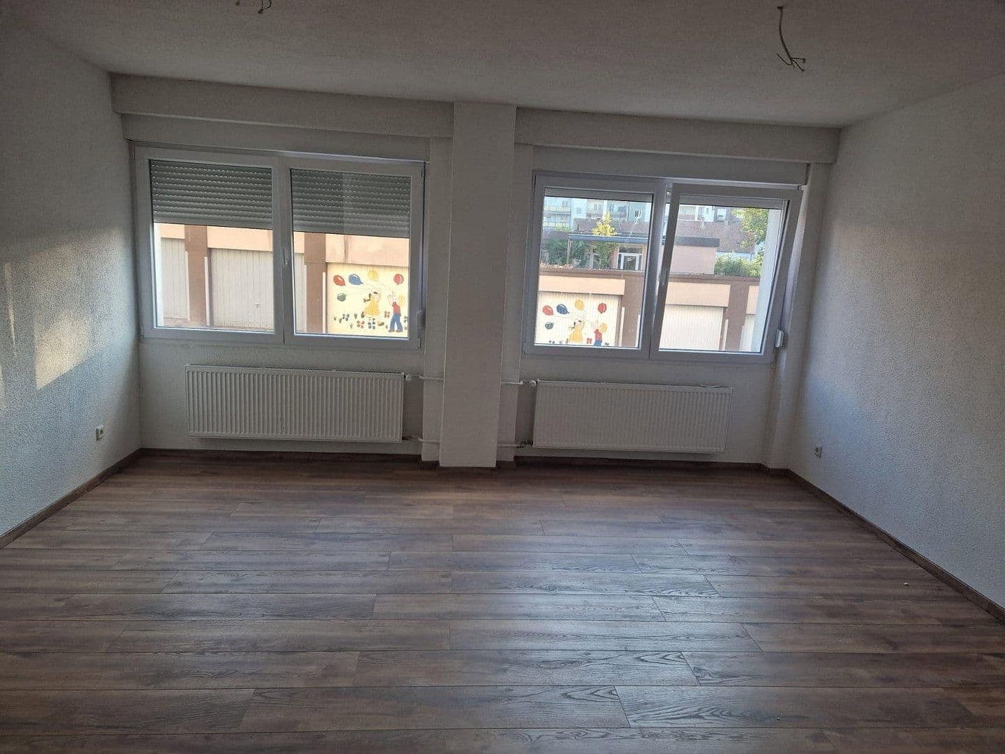 Prenájom bytu 5-izbový 120 m², Dankelsbachstrasse 41, Pirmasens, Porýnie-Falcko Prenájom bytu 5-izbový 120 m², Dankelsbachstrasse 41, Pirmasens, Porýnie-Falcko