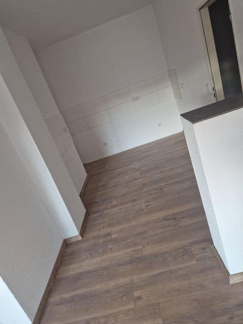 Prenájom bytu 5-izbový 120 m², Dankelsbachstrasse 41, Pirmasens, Porýnie-Falcko Prenájom bytu 5-izbový 120 m², Dankelsbachstrasse 41, Pirmasens, Porýnie-Falcko