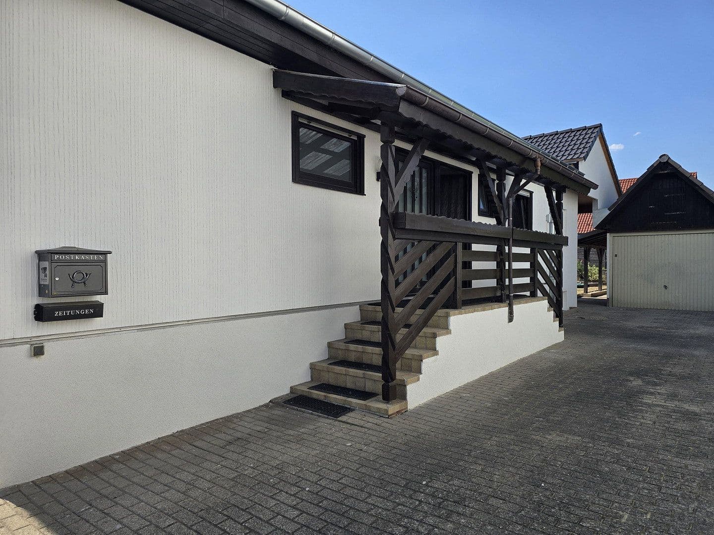 Predaj domu 236 m², pozemok 571 m², Am Sträßel 17, Lustadt, Porýnie-Falcko Predaj domu 236 m², pozemok 571 m², Am Sträßel 17, Lustadt, Porýnie-Falcko