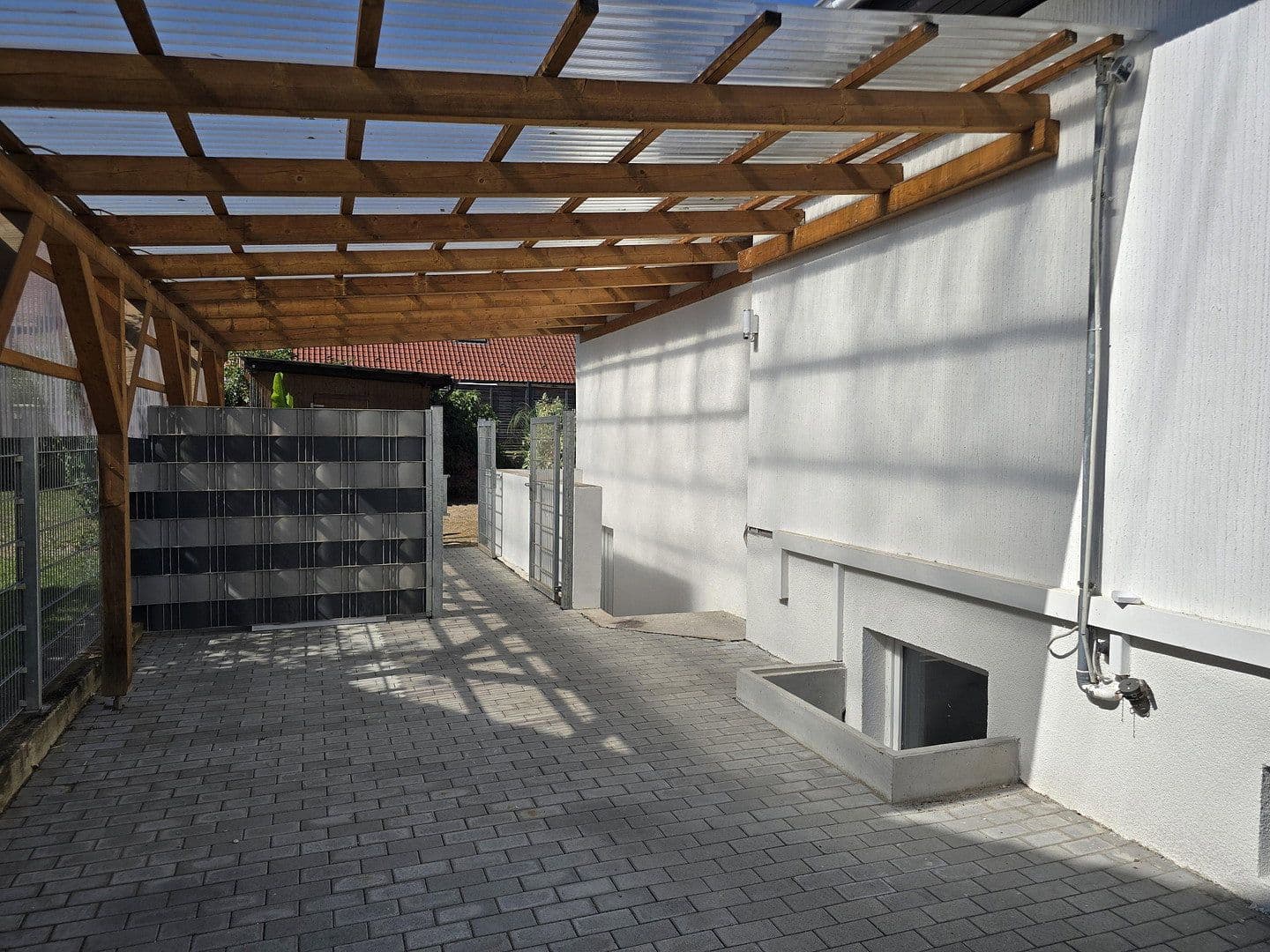 Predaj domu 236 m², pozemok 571 m², Am Sträßel 17, Lustadt, Porýnie-Falcko Predaj domu 236 m², pozemok 571 m², Am Sträßel 17, Lustadt, Porýnie-Falcko