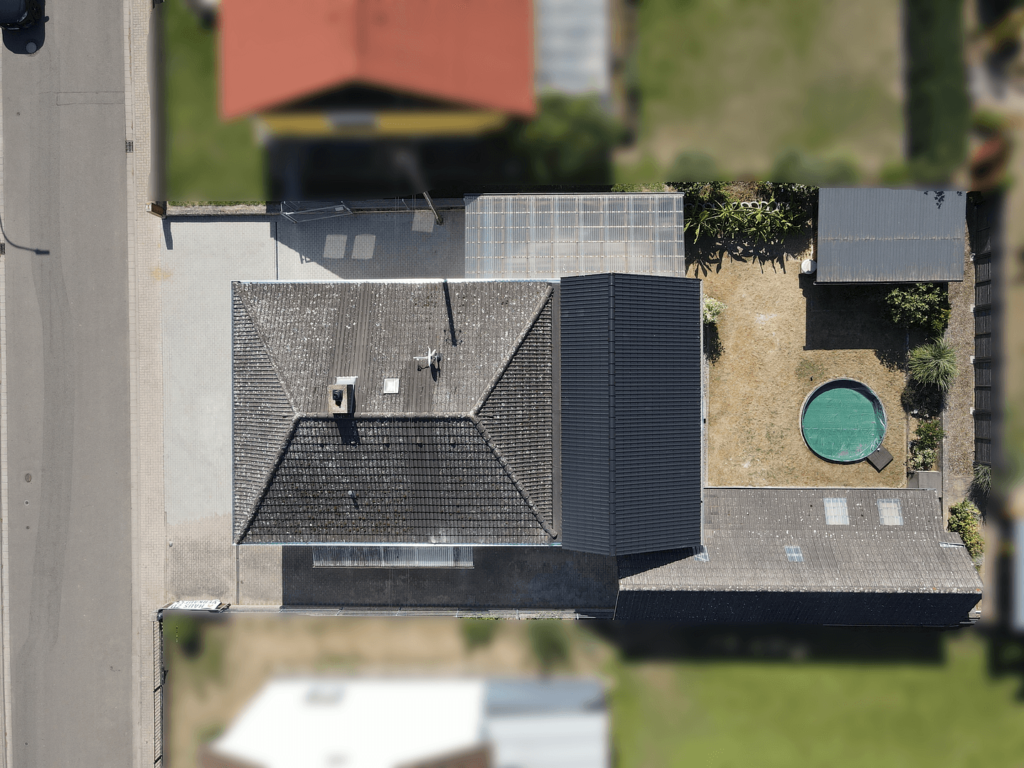 Predaj domu 236 m², pozemok 571 m², Am Sträßel 17, Lustadt, Porýnie-Falcko Predaj domu 236 m², pozemok 571 m², Am Sträßel 17, Lustadt, Porýnie-Falcko
