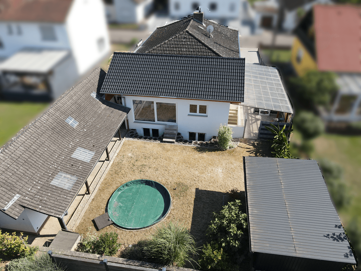 Predaj domu 236 m², pozemok 571 m², Am Sträßel 17, Lustadt, Porýnie-Falcko Predaj domu 236 m², pozemok 571 m², Am Sträßel 17, Lustadt, Porýnie-Falcko