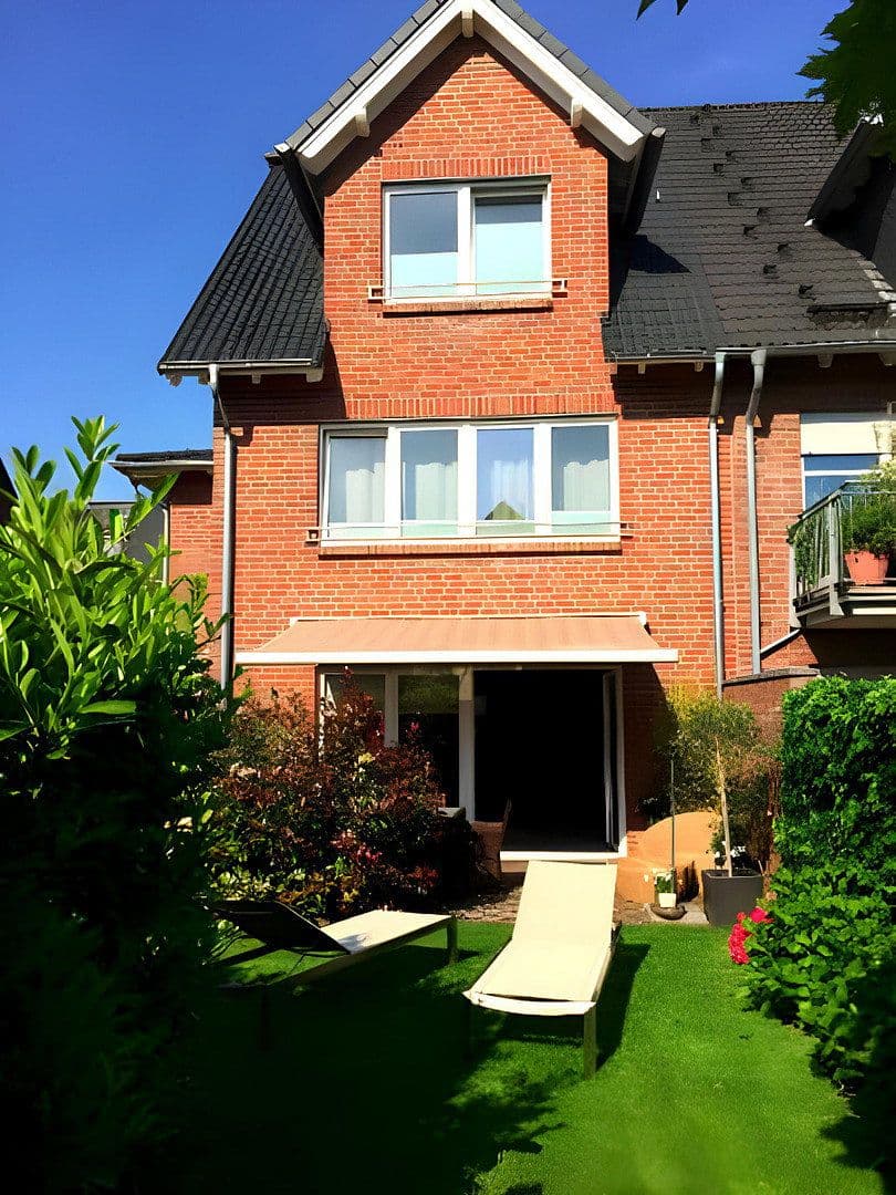 Predaj domu 200 m², pozemok 385 m², Meerbusch, Severné Porýnie - Westfálsko Predaj domu 200 m², pozemok 385 m², Meerbusch, Severné Porýnie - Westfálsko
