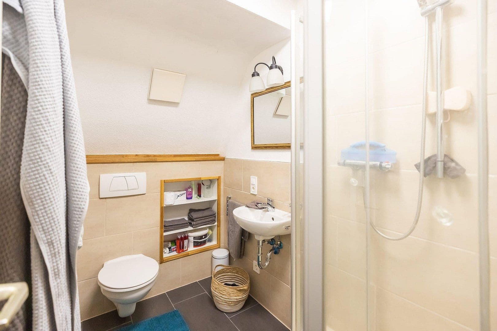 Predaj domu 540 m², pozemok 430 m², Judengasse 32, Rothenburg ob der Tauber, Bavorsko Predaj domu 540 m², pozemok 430 m², Judengasse 32, Rothenburg ob der Tauber, Bavorsko