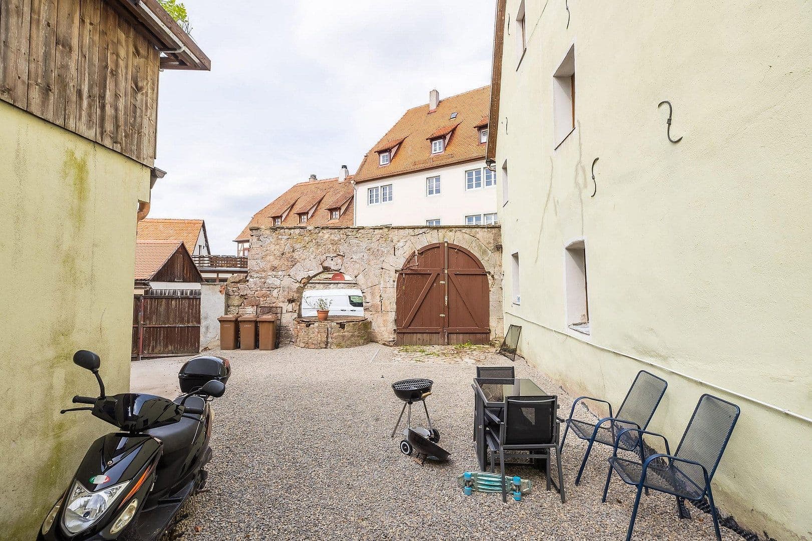 Predaj domu 540 m², pozemok 430 m², Judengasse 32, Rothenburg ob der Tauber, Bavorsko Predaj domu 540 m², pozemok 430 m², Judengasse 32, Rothenburg ob der Tauber, Bavorsko