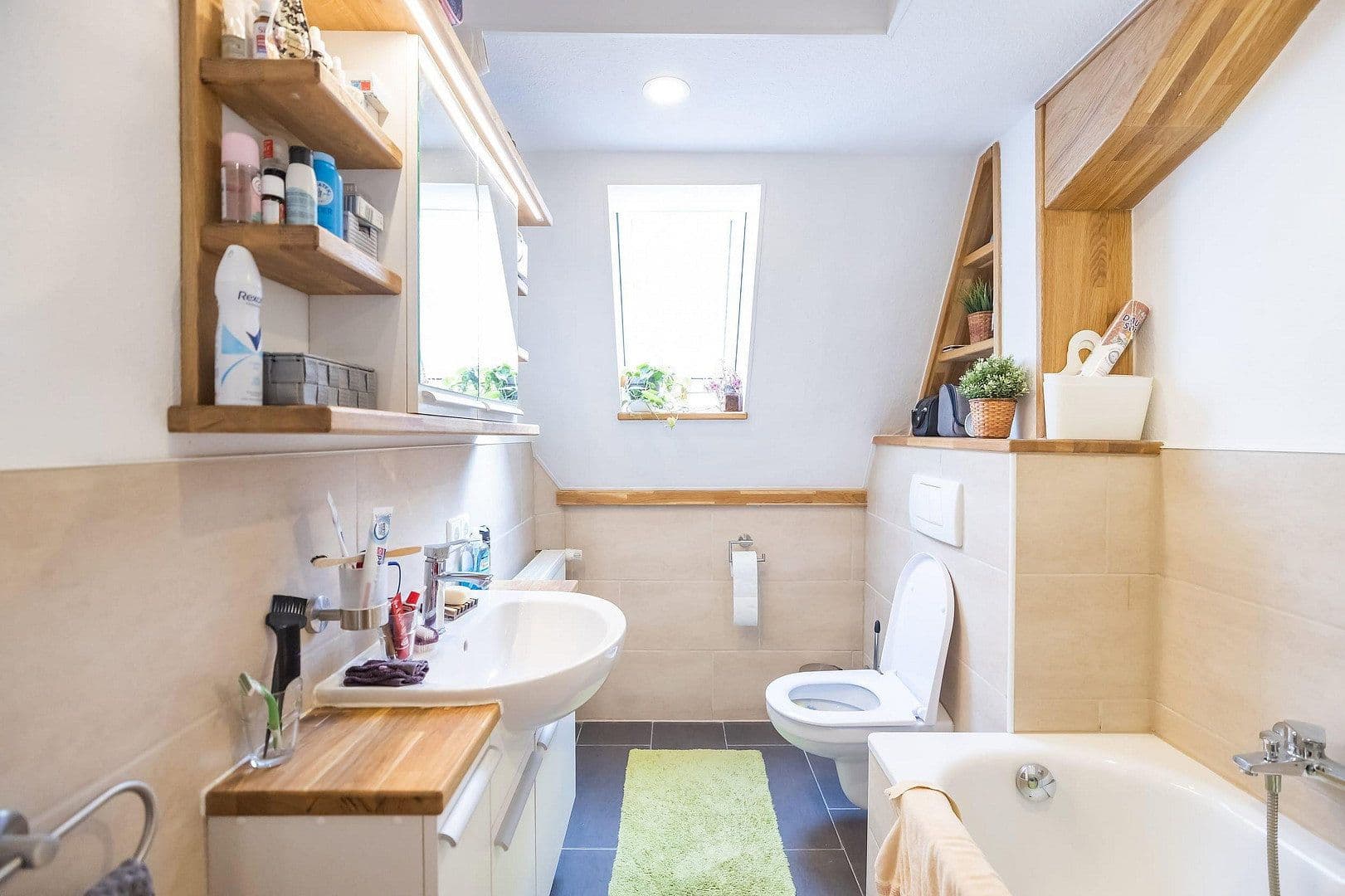 Predaj domu 540 m², pozemok 430 m², Judengasse 32, Rothenburg ob der Tauber, Bavorsko Predaj domu 540 m², pozemok 430 m², Judengasse 32, Rothenburg ob der Tauber, Bavorsko