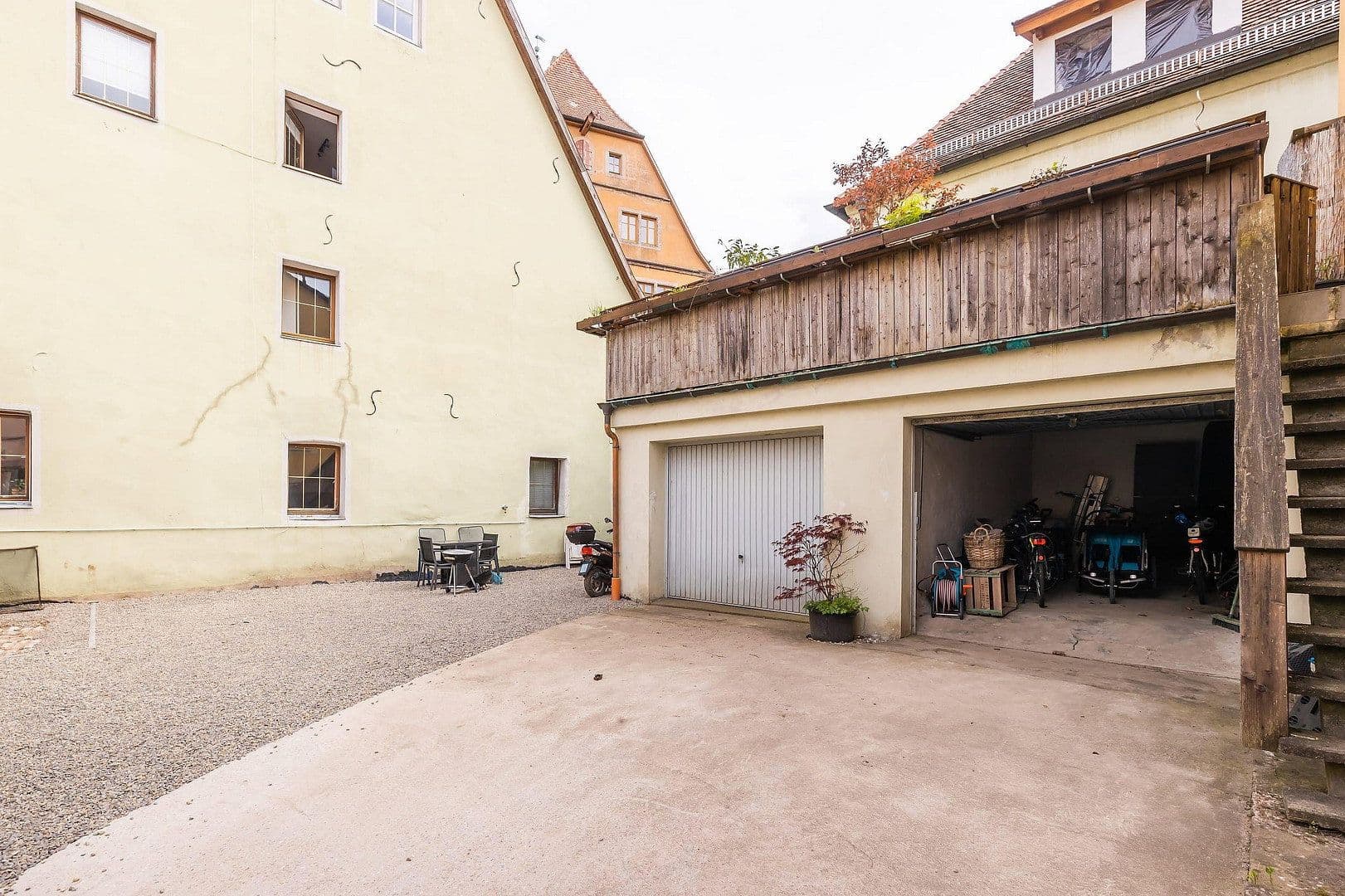 Predaj domu 540 m², pozemok 430 m², Judengasse 32, Rothenburg ob der Tauber, Bavorsko Predaj domu 540 m², pozemok 430 m², Judengasse 32, Rothenburg ob der Tauber, Bavorsko