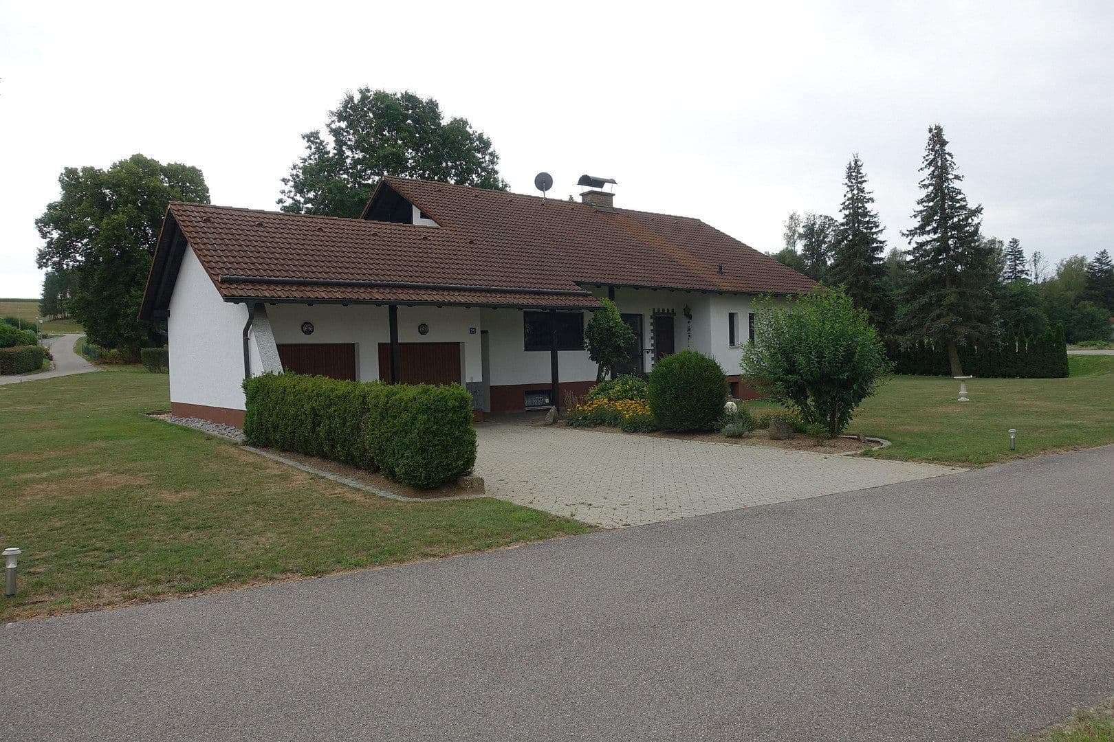 Predaj domu 167 m², pozemok 2.495 m², Laberweinting, Bavorsko Predaj domu 167 m², pozemok 2.495 m², Laberweinting, Bavorsko