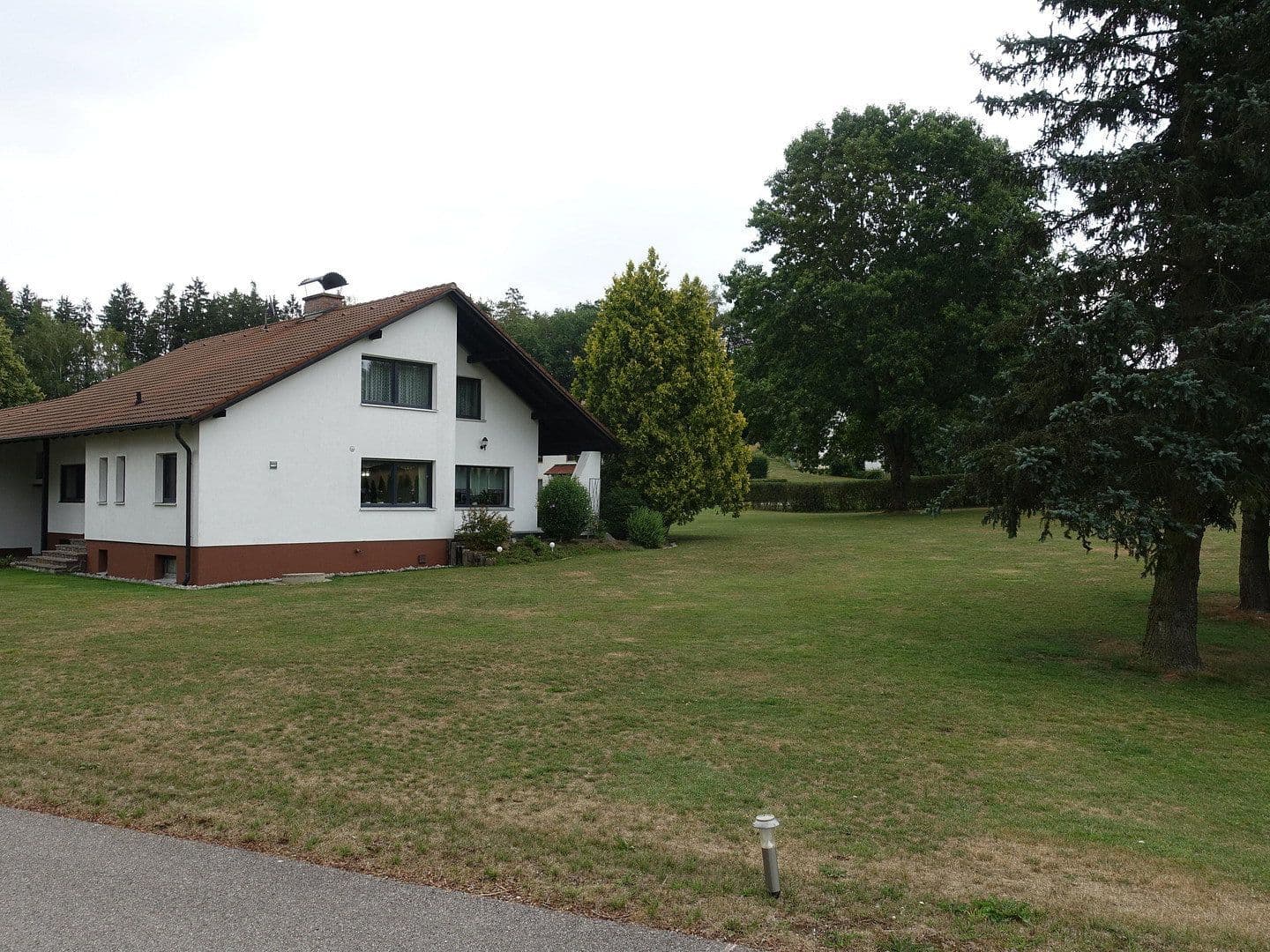 Predaj domu 167 m², pozemok 2.495 m², Laberweinting, Bavorsko Predaj domu 167 m², pozemok 2.495 m², Laberweinting, Bavorsko