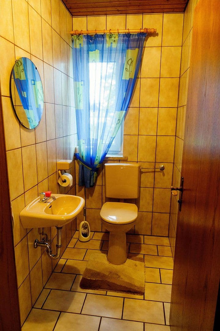 Predaj domu 167 m², pozemok 2.495 m², Laberweinting, Bavorsko Predaj domu 167 m², pozemok 2.495 m², Laberweinting, Bavorsko