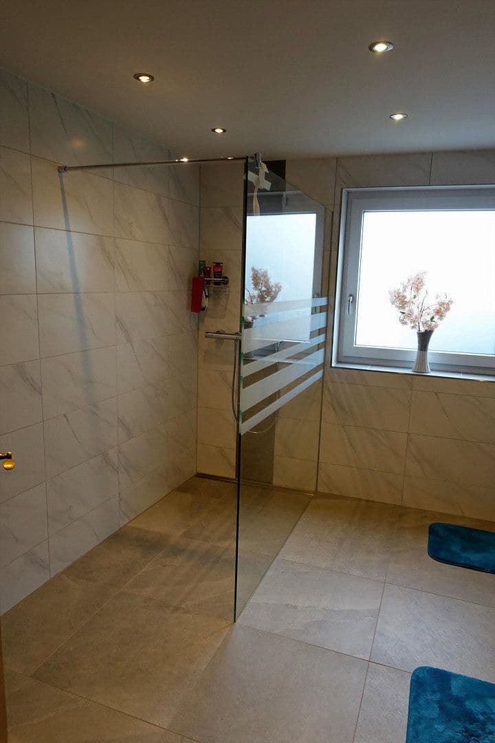 Predaj domu 167 m², pozemok 2.495 m², Laberweinting, Bavorsko Predaj domu 167 m², pozemok 2.495 m², Laberweinting, Bavorsko