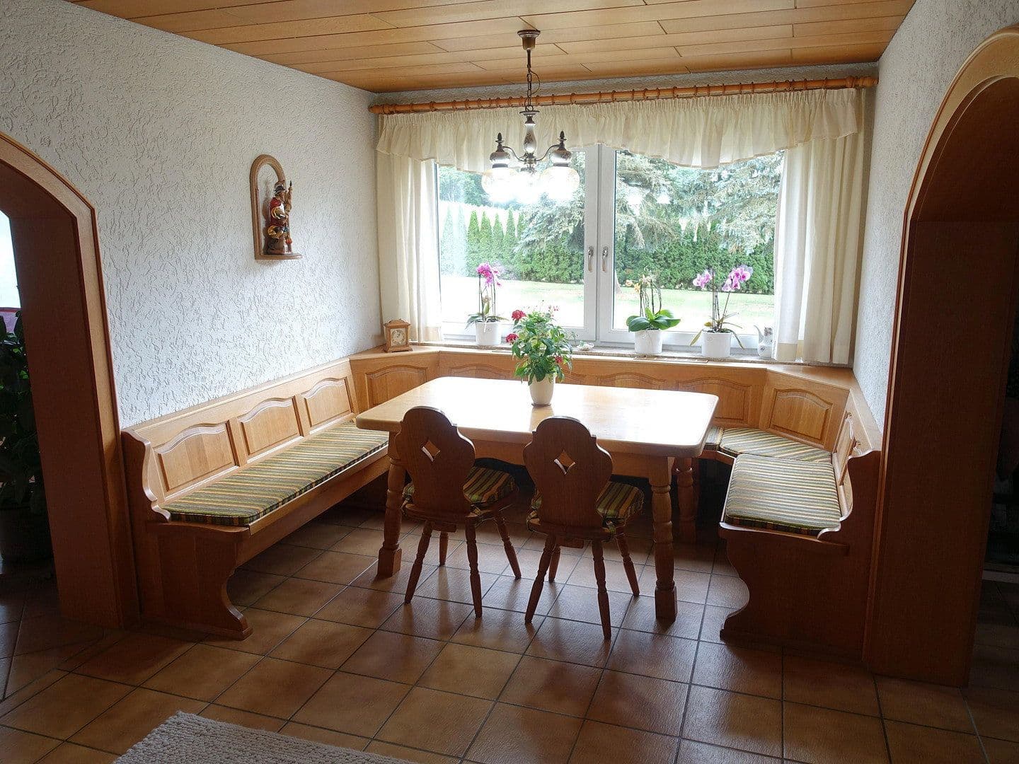 Predaj domu 167 m², pozemok 2.495 m², Laberweinting, Bavorsko Predaj domu 167 m², pozemok 2.495 m², Laberweinting, Bavorsko