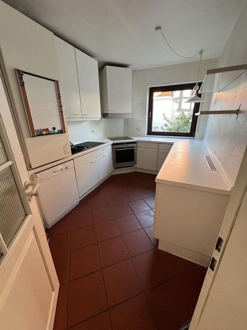 Predaj domu 143 m², pozemok 304 m², Schlangenbad, Hesensko Predaj domu 143 m², pozemok 304 m², Schlangenbad, Hesensko