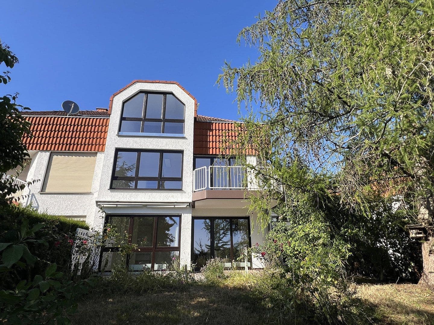 Predaj domu 143 m², pozemok 304 m², Schlangenbad, Hesensko Predaj domu 143 m², pozemok 304 m², Schlangenbad, Hesensko