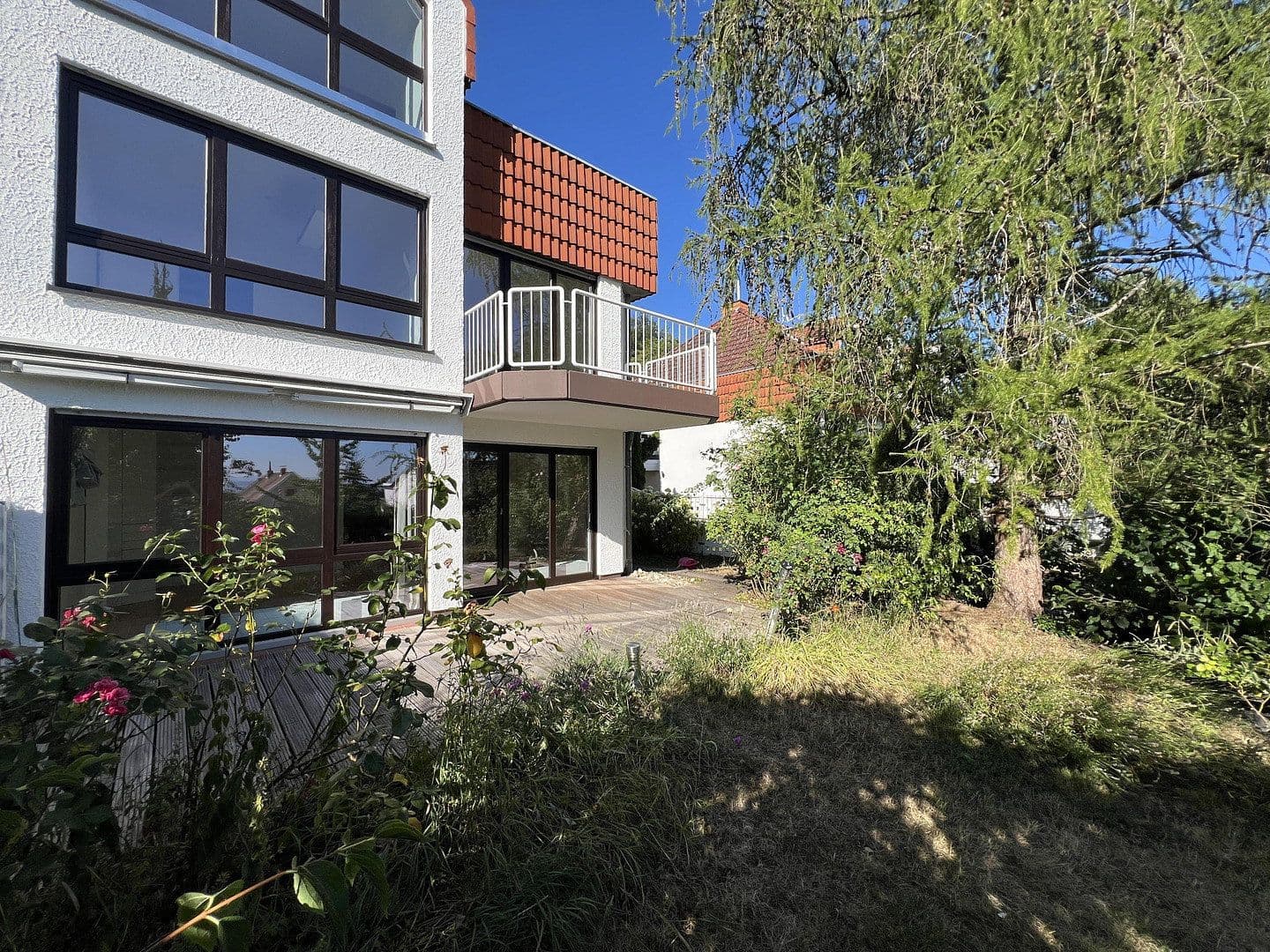 Predaj domu 143 m², pozemok 304 m², Schlangenbad, Hesensko Predaj domu 143 m², pozemok 304 m², Schlangenbad, Hesensko