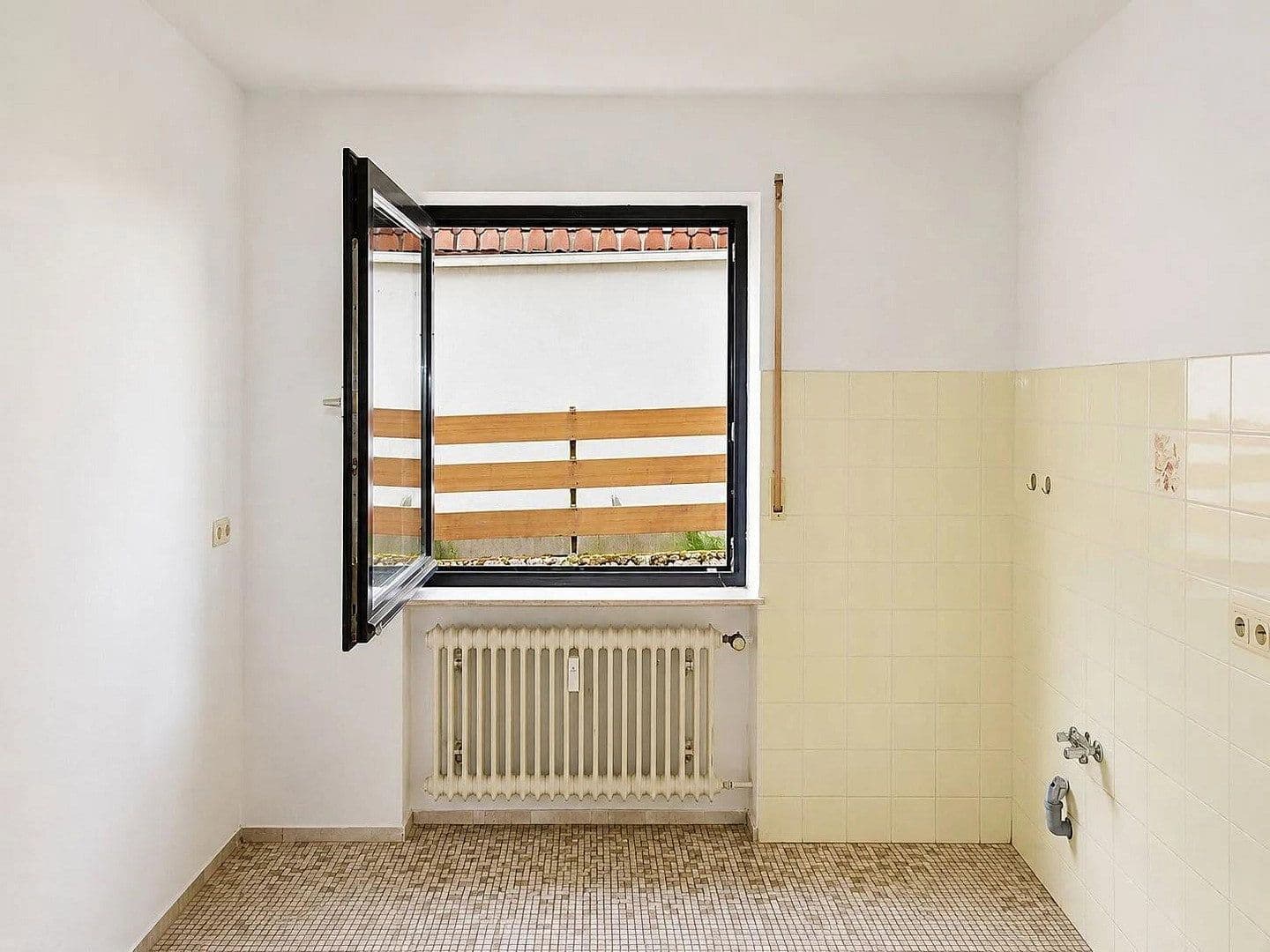 Predaj domu 182 m², pozemok 548 m², Finsterbachstraße 32, Pirmasens, Porýnie-Falcko Predaj domu 182 m², pozemok 548 m², Finsterbachstraße 32, Pirmasens, Porýnie-Falcko
