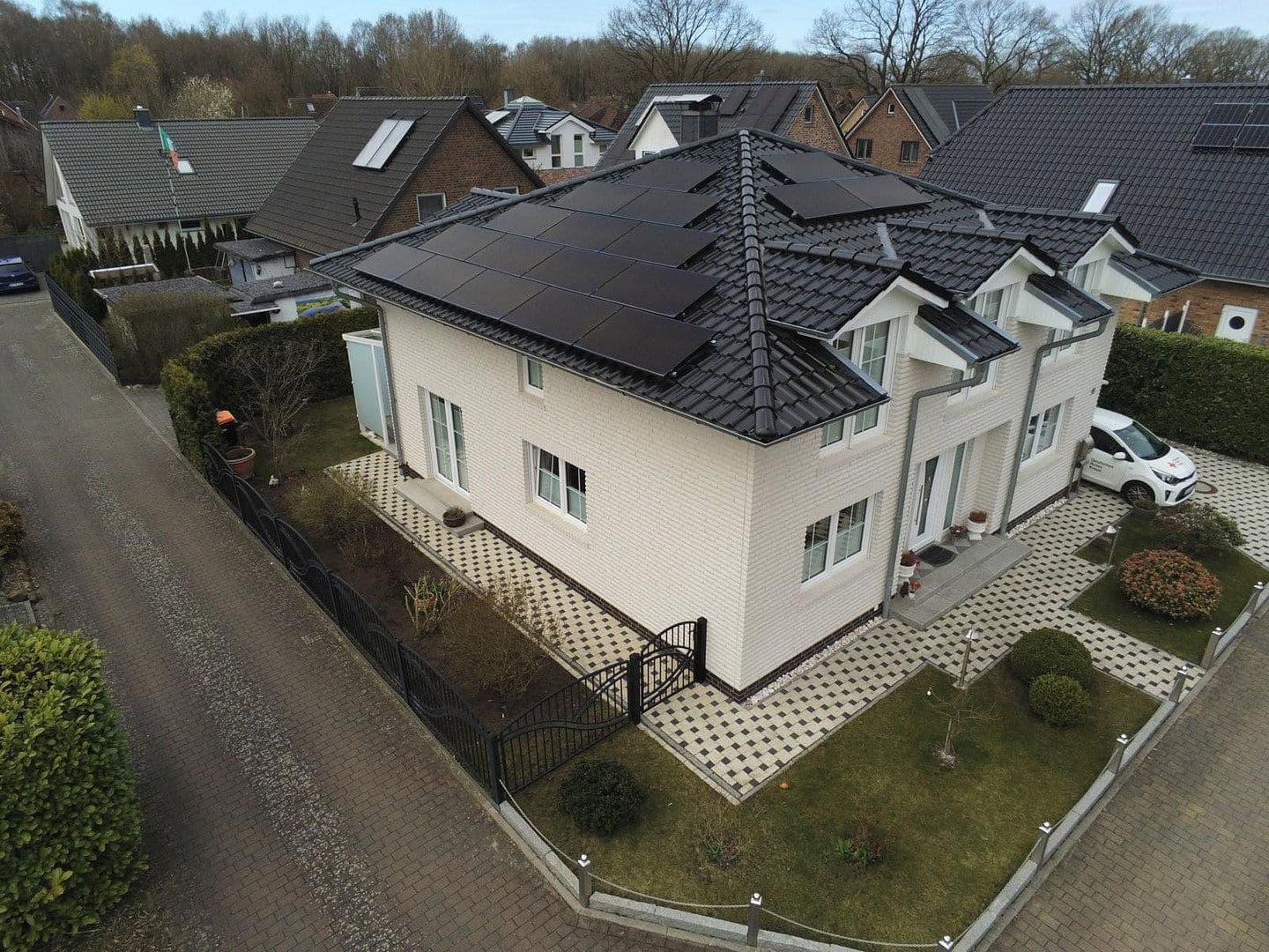 Predaj domu 173 m², pozemok 404 m², Am Knick 11, Henstedt-Ulzburg, Šlezvicko-Holštajnsko Predaj domu 173 m², pozemok 404 m², Am Knick 11, Henstedt-Ulzburg, Šlezvicko-Holštajnsko