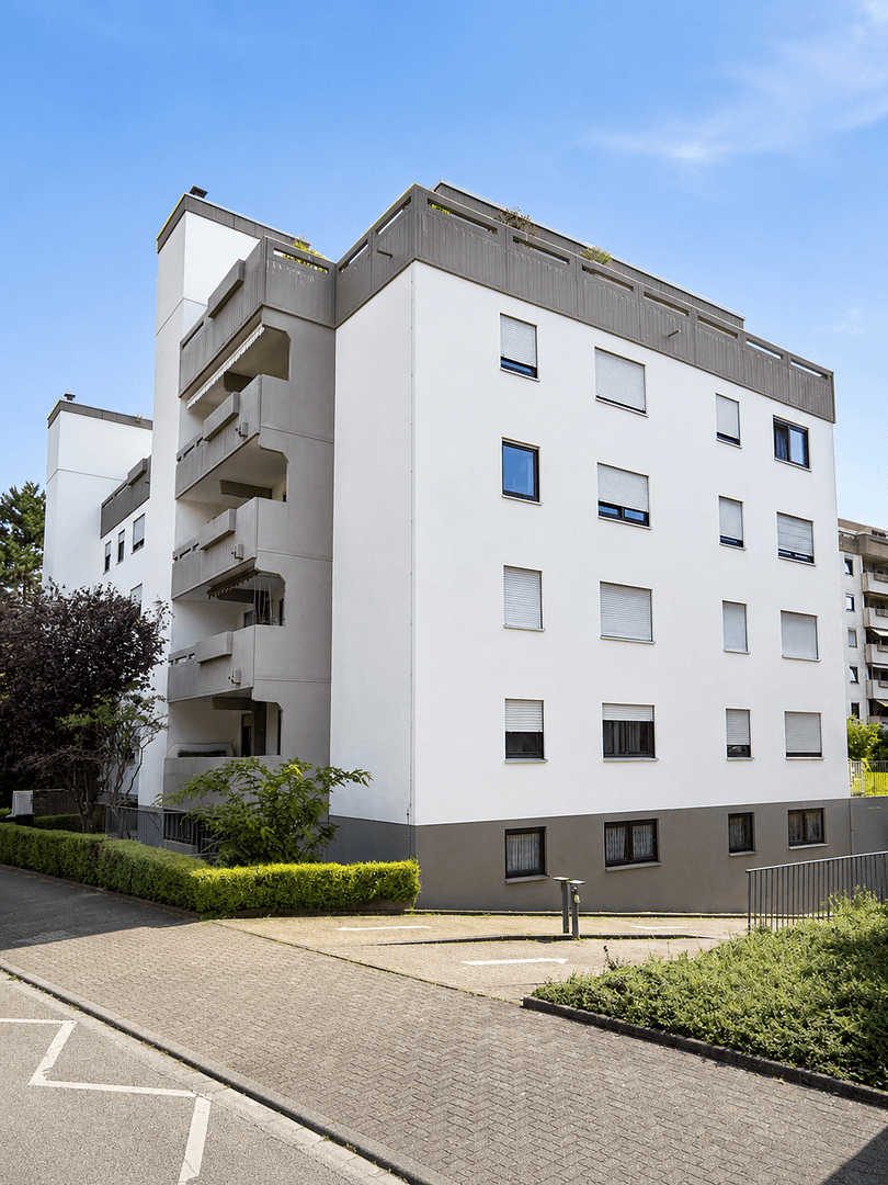 Prenájom bytu 3-izbový 104 m², Grünewaldstraße 38, Karlsruhe, Bádensko-Wurttembersko Prenájom bytu 3-izbový 104 m², Grünewaldstraße 38, Karlsruhe, Bádensko-Wurttembersko