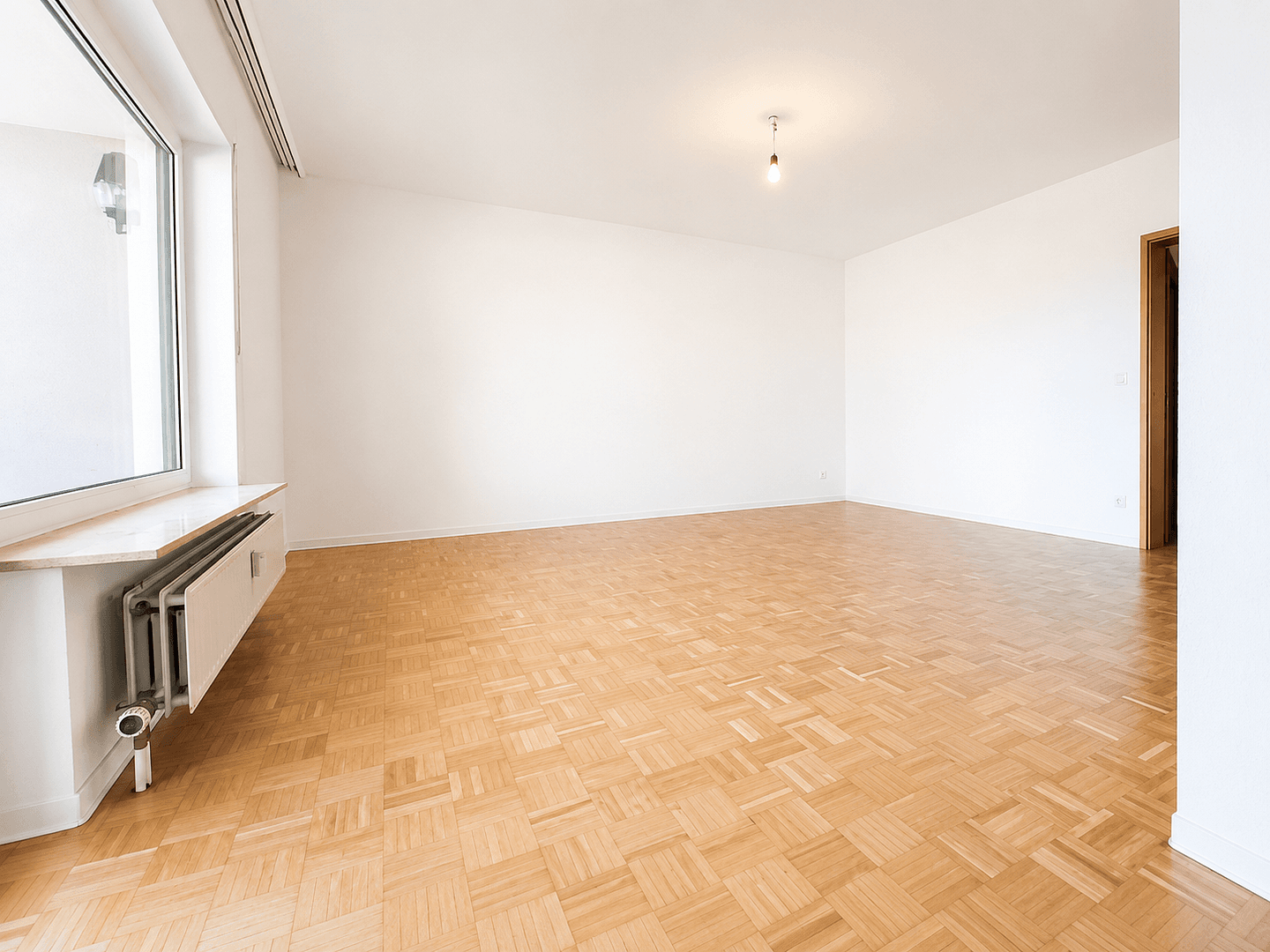 Prenájom bytu 3-izbový 104 m², Grünewaldstraße 38, Karlsruhe, Bádensko-Wurttembersko Prenájom bytu 3-izbový 104 m², Grünewaldstraße 38, Karlsruhe, Bádensko-Wurttembersko