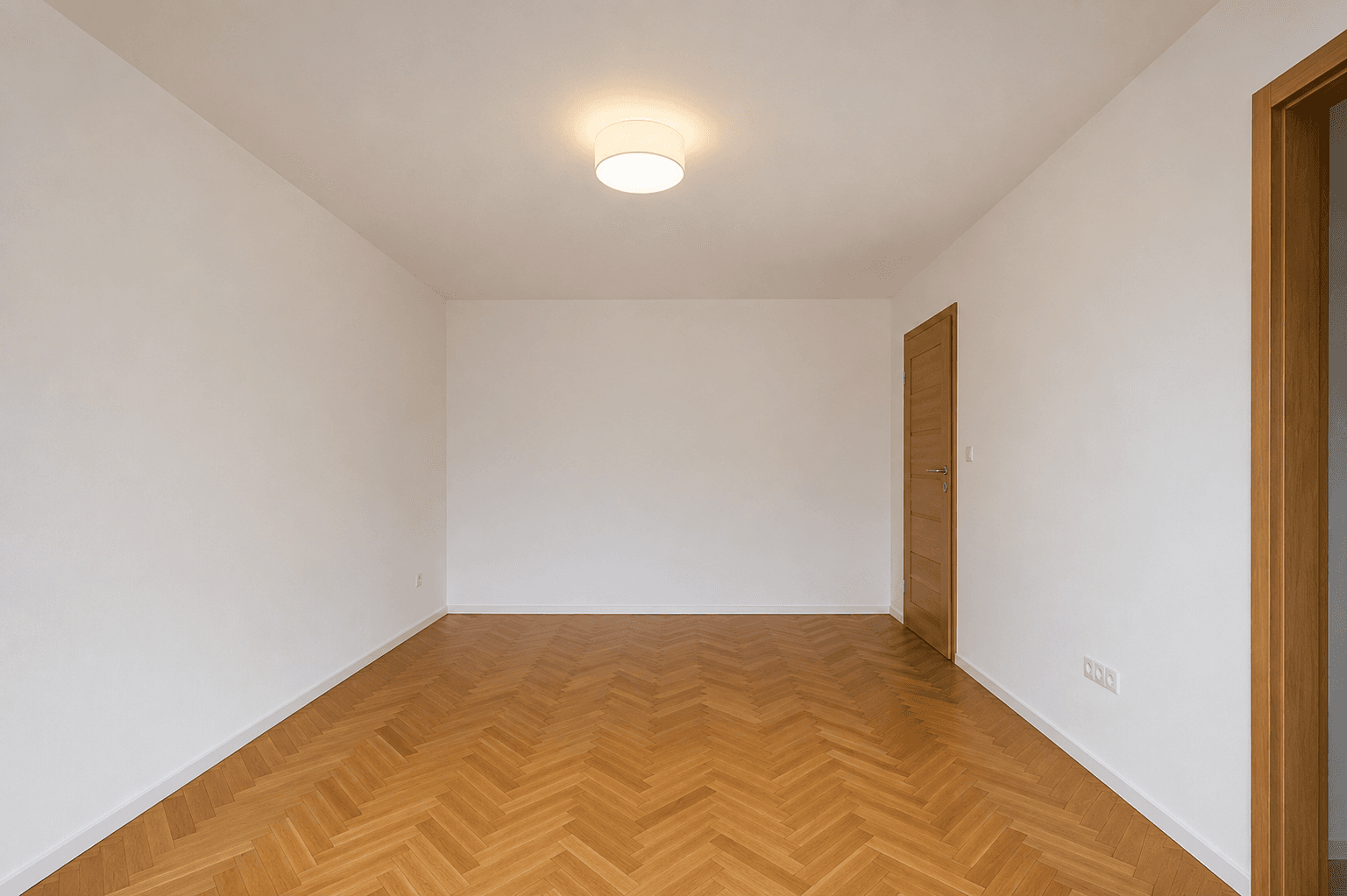Predaj bytu 4-izbový 87 m², München, Bavorsko Predaj bytu 4-izbový 87 m², München, Bavorsko