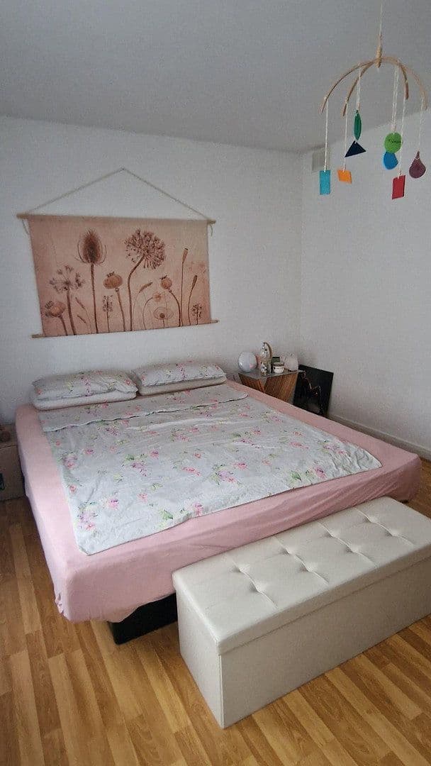 Prenájom bytu 3-izbový 77 m², Bad Pyrmont, Dolné Sasko Prenájom bytu 3-izbový 77 m², Bad Pyrmont, Dolné Sasko