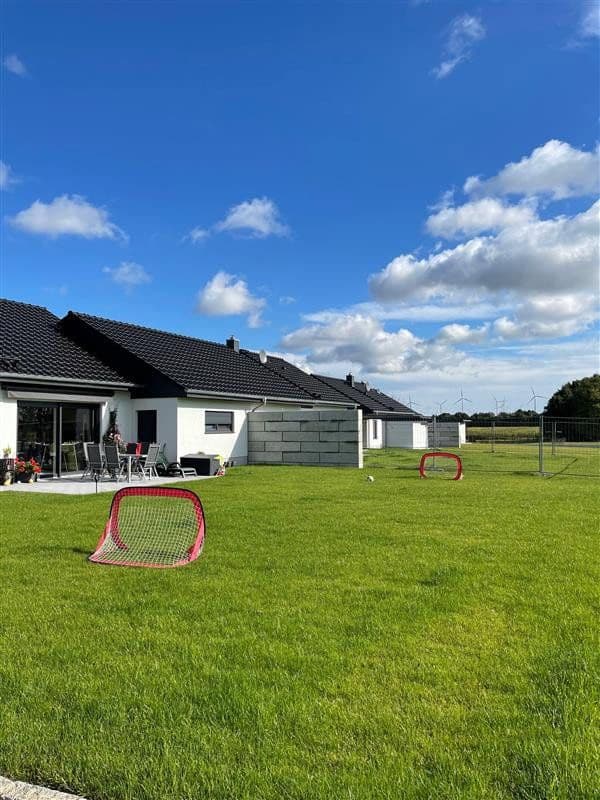 Prenájom bytu 3-izbový 101 m², Am Eßfeld 52b, Luckau, Brandenbursko Prenájom bytu 3-izbový 101 m², Am Eßfeld 52b, Luckau, Brandenbursko