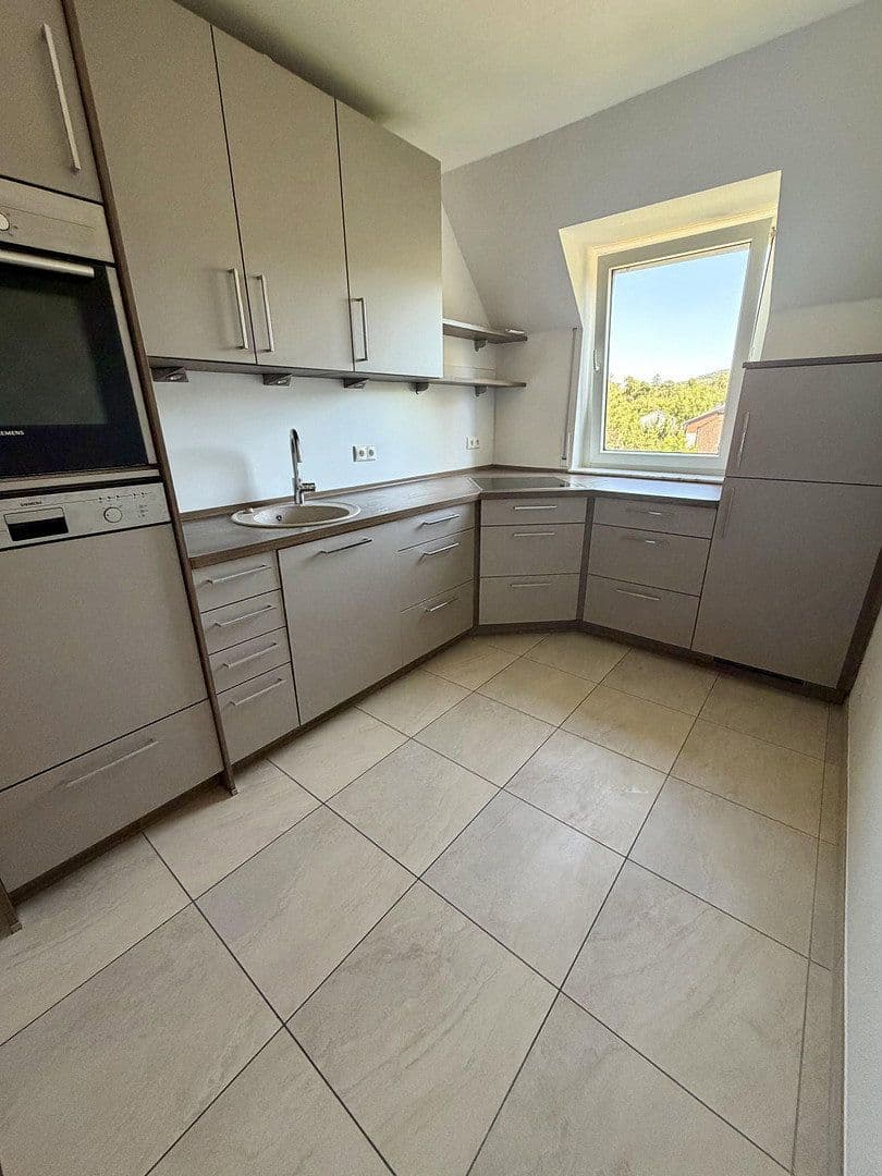 Prenájom bytu 2-izbový 75 m², Eberstadt, Hesensko Prenájom bytu 2-izbový 75 m², Eberstadt, Hesensko