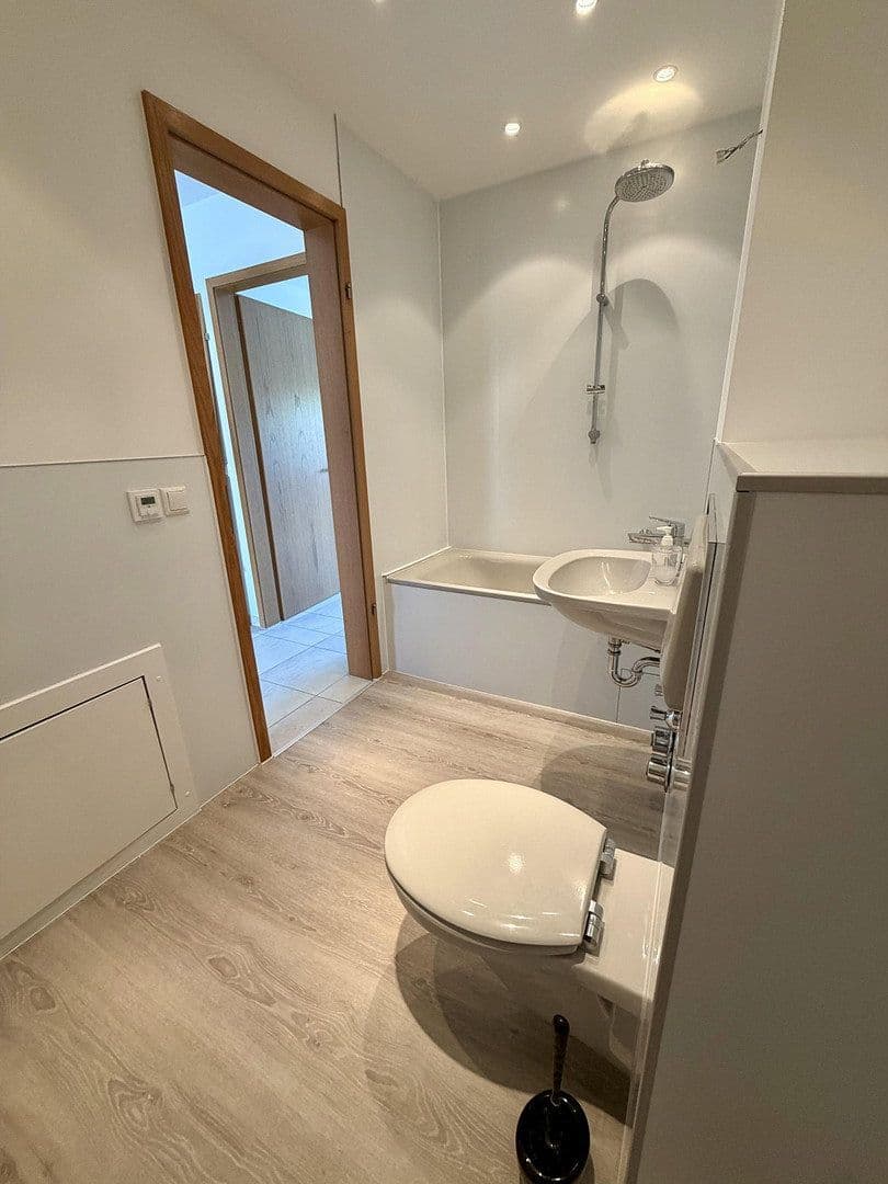 Prenájom bytu 2-izbový 75 m², Eberstadt, Hesensko Prenájom bytu 2-izbový 75 m², Eberstadt, Hesensko