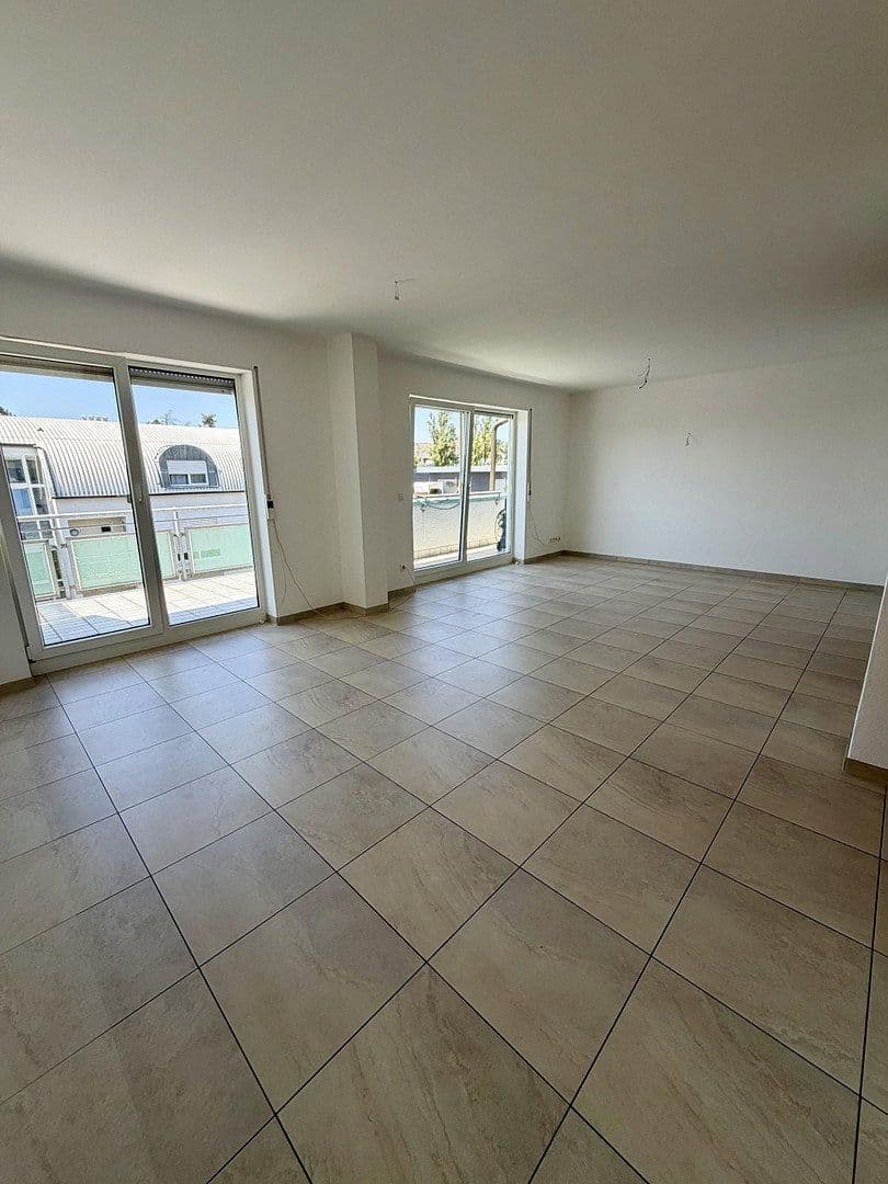 Prenájom bytu 2-izbový 75 m², Eberstadt, Hesensko Prenájom bytu 2-izbový 75 m², Eberstadt, Hesensko