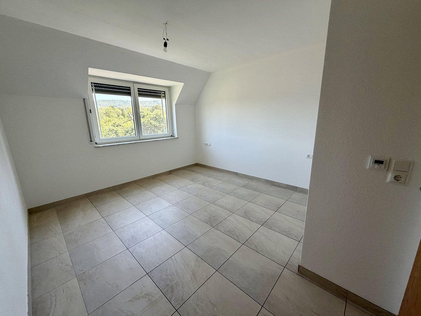 Prenájom bytu 2-izbový 75 m², Eberstadt, Hesensko Prenájom bytu 2-izbový 75 m², Eberstadt, Hesensko