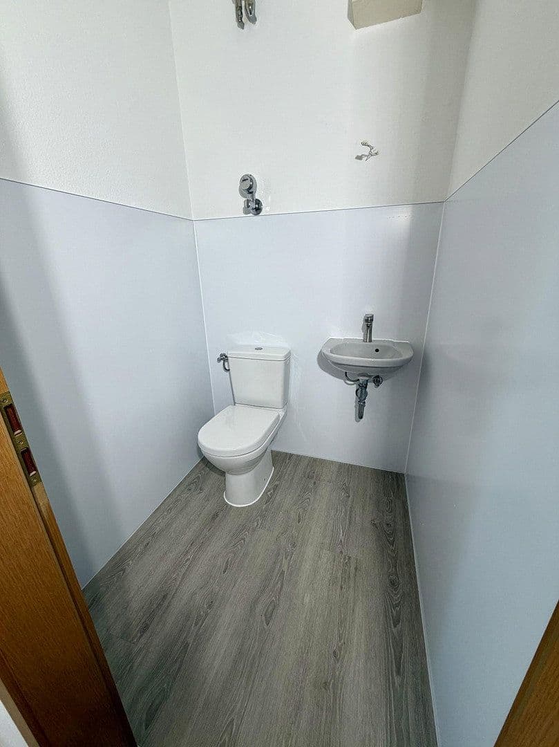 Prenájom bytu 2-izbový 75 m², Eberstadt, Hesensko Prenájom bytu 2-izbový 75 m², Eberstadt, Hesensko