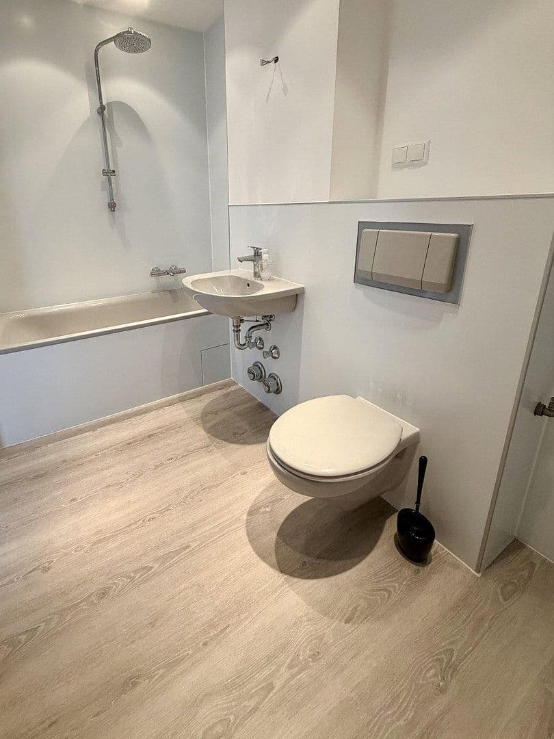 Prenájom bytu 2-izbový 75 m², Eberstadt, Hesensko Prenájom bytu 2-izbový 75 m², Eberstadt, Hesensko