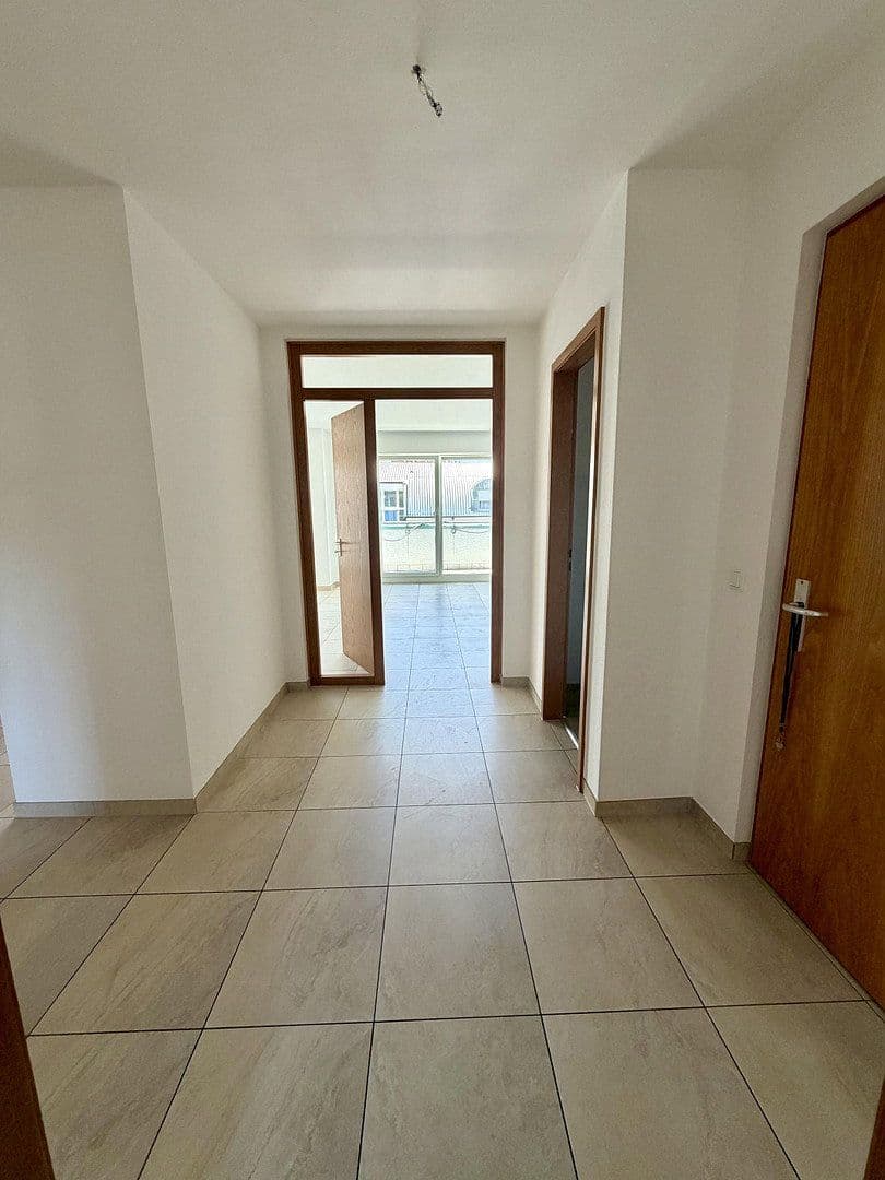 Prenájom bytu 2-izbový 75 m², Eberstadt, Hesensko Prenájom bytu 2-izbový 75 m², Eberstadt, Hesensko