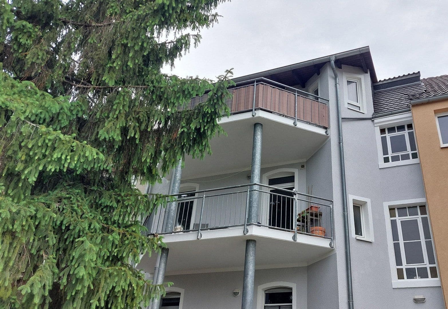 Predaj domu 220 m², pozemok 270 m², Ludwigshafen, Porýnie-Falcko Predaj domu 220 m², pozemok 270 m², Ludwigshafen, Porýnie-Falcko