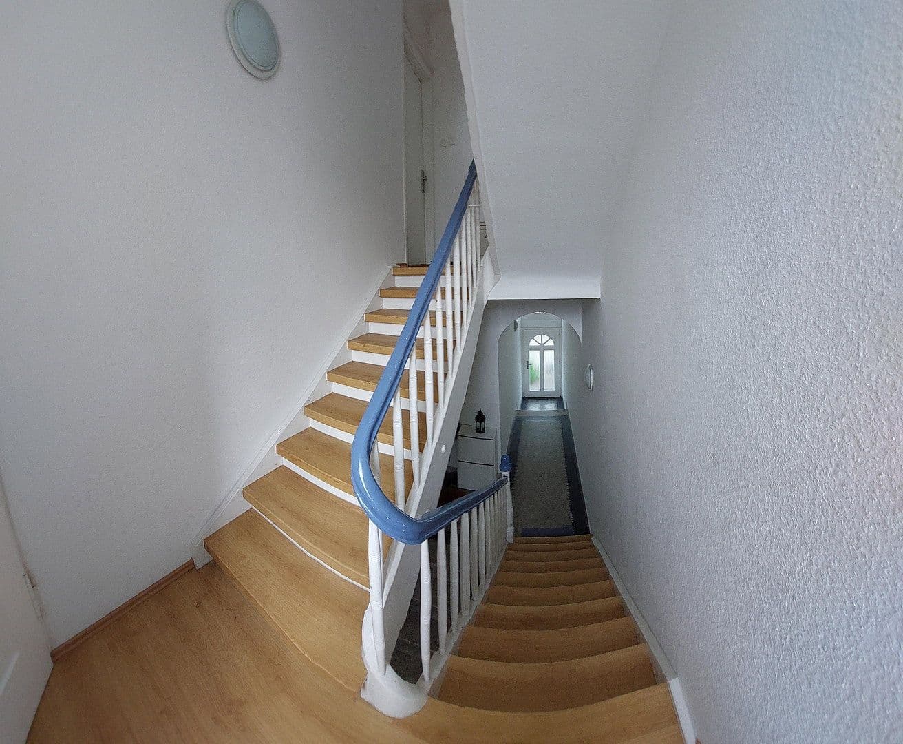 Predaj domu 220 m², pozemok 270 m², Ludwigshafen, Porýnie-Falcko Predaj domu 220 m², pozemok 270 m², Ludwigshafen, Porýnie-Falcko
