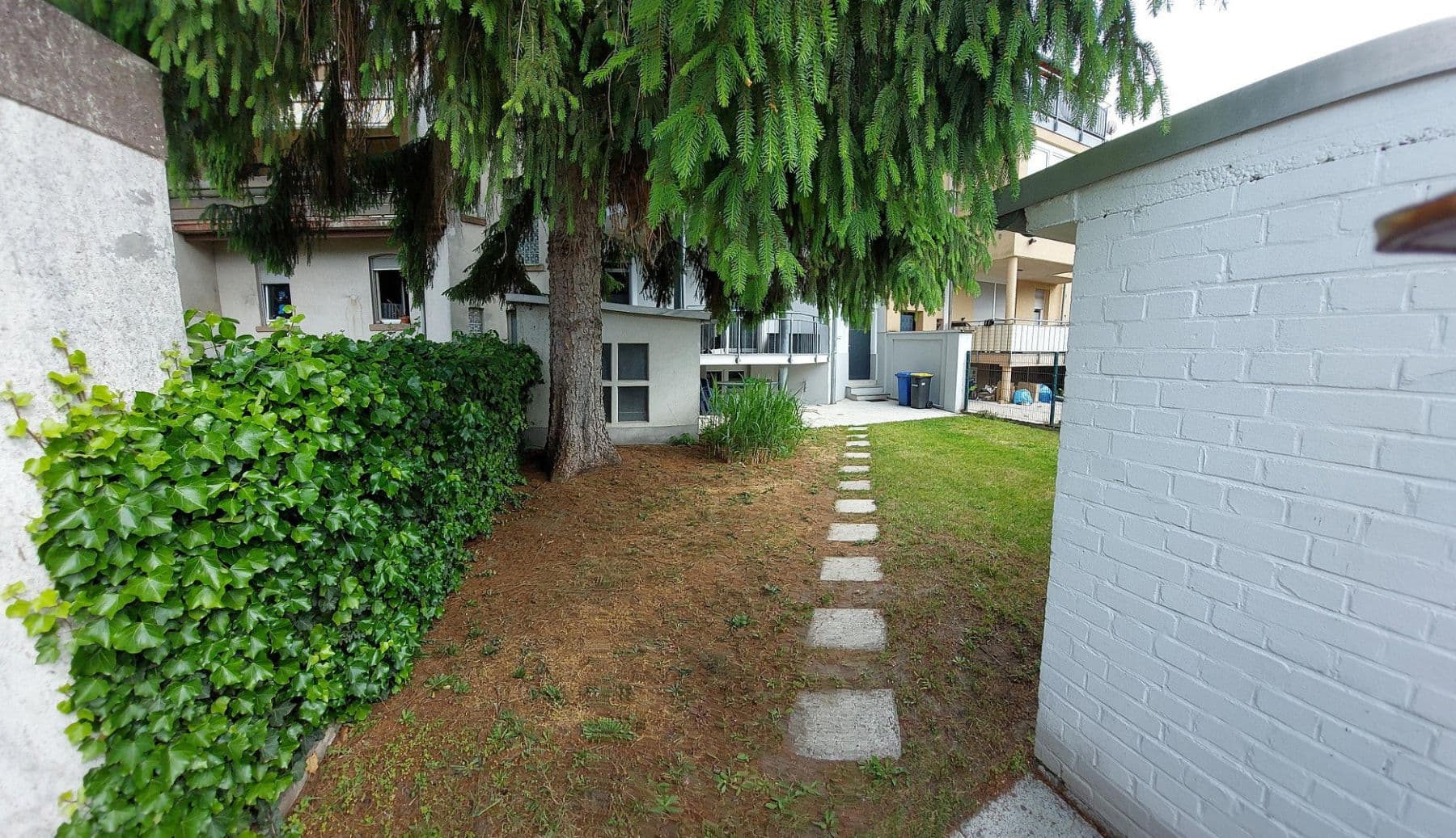Predaj domu 220 m², pozemok 270 m², Ludwigshafen, Porýnie-Falcko Predaj domu 220 m², pozemok 270 m², Ludwigshafen, Porýnie-Falcko