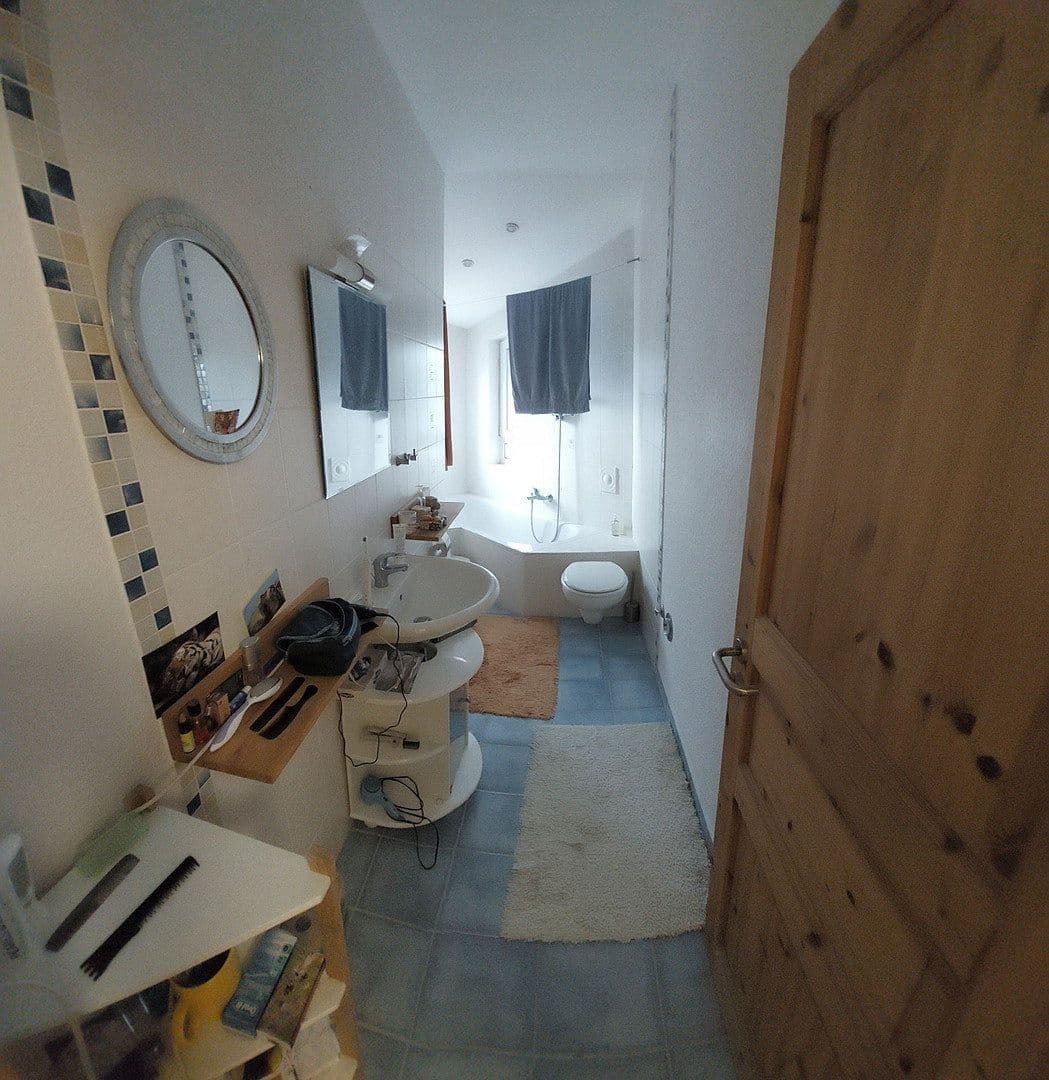Predaj domu 220 m², pozemok 270 m², Ludwigshafen, Porýnie-Falcko Predaj domu 220 m², pozemok 270 m², Ludwigshafen, Porýnie-Falcko