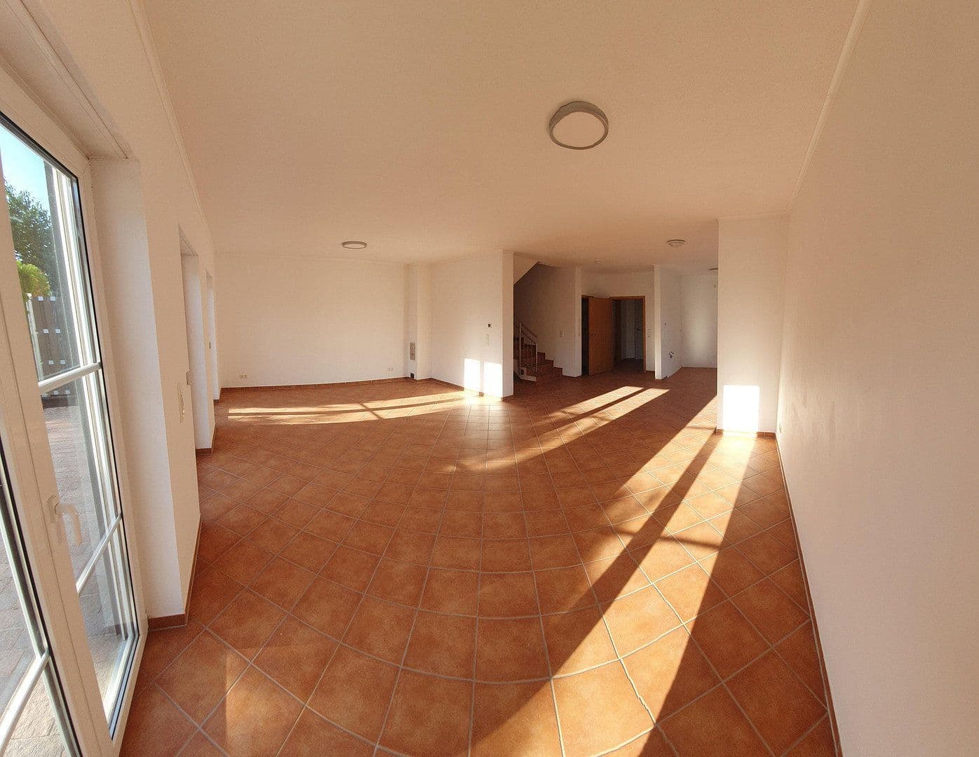 Predaj domu 180 m², pozemok 325 m², Bruchmühlbach-Miesau, Porýnie-Falcko Predaj domu 180 m², pozemok 325 m², Bruchmühlbach-Miesau, Porýnie-Falcko