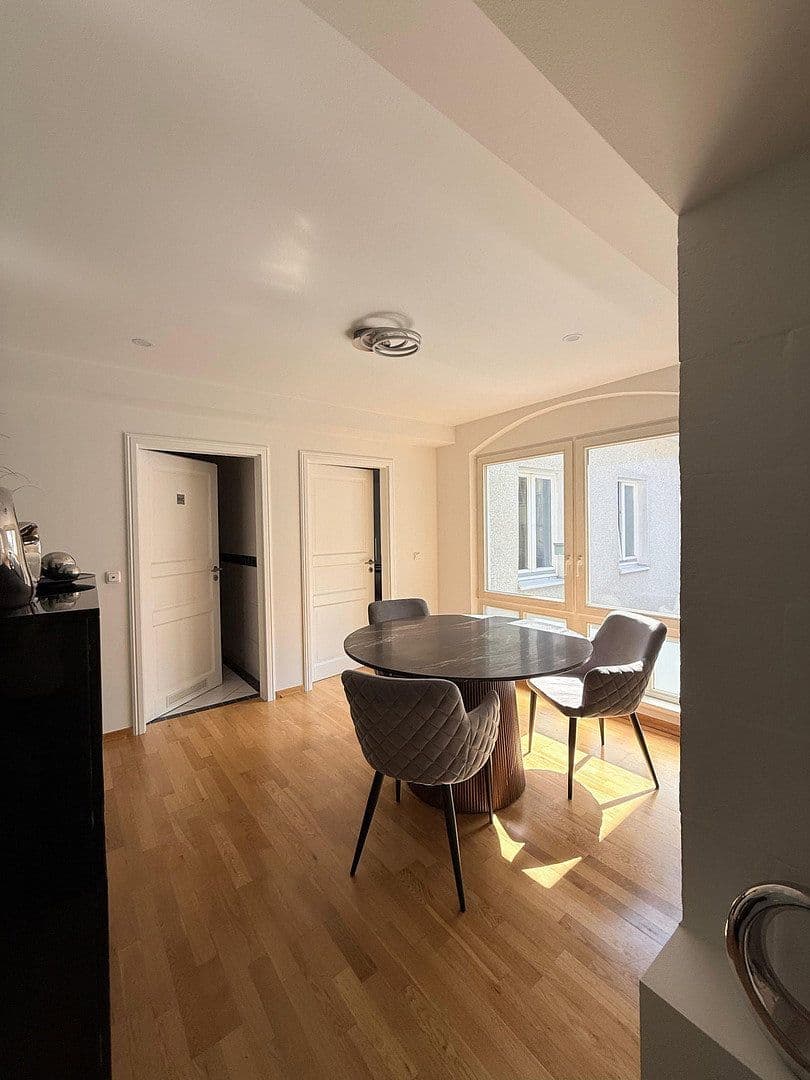 Prenájom kancelárie 100 m², Elisabethkirchstr. 17, Berlin, Berlín Prenájom kancelárie 100 m², Elisabethkirchstr. 17, Berlin, Berlín