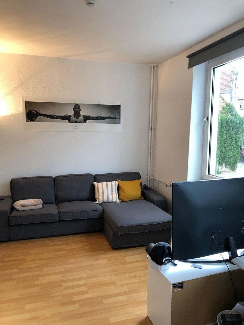 Prenájom bytu 4-izbový 105 m², Schlosswall 24, Osnabrück, Dolné Sasko Prenájom bytu 4-izbový 105 m², Schlosswall 24, Osnabrück, Dolné Sasko