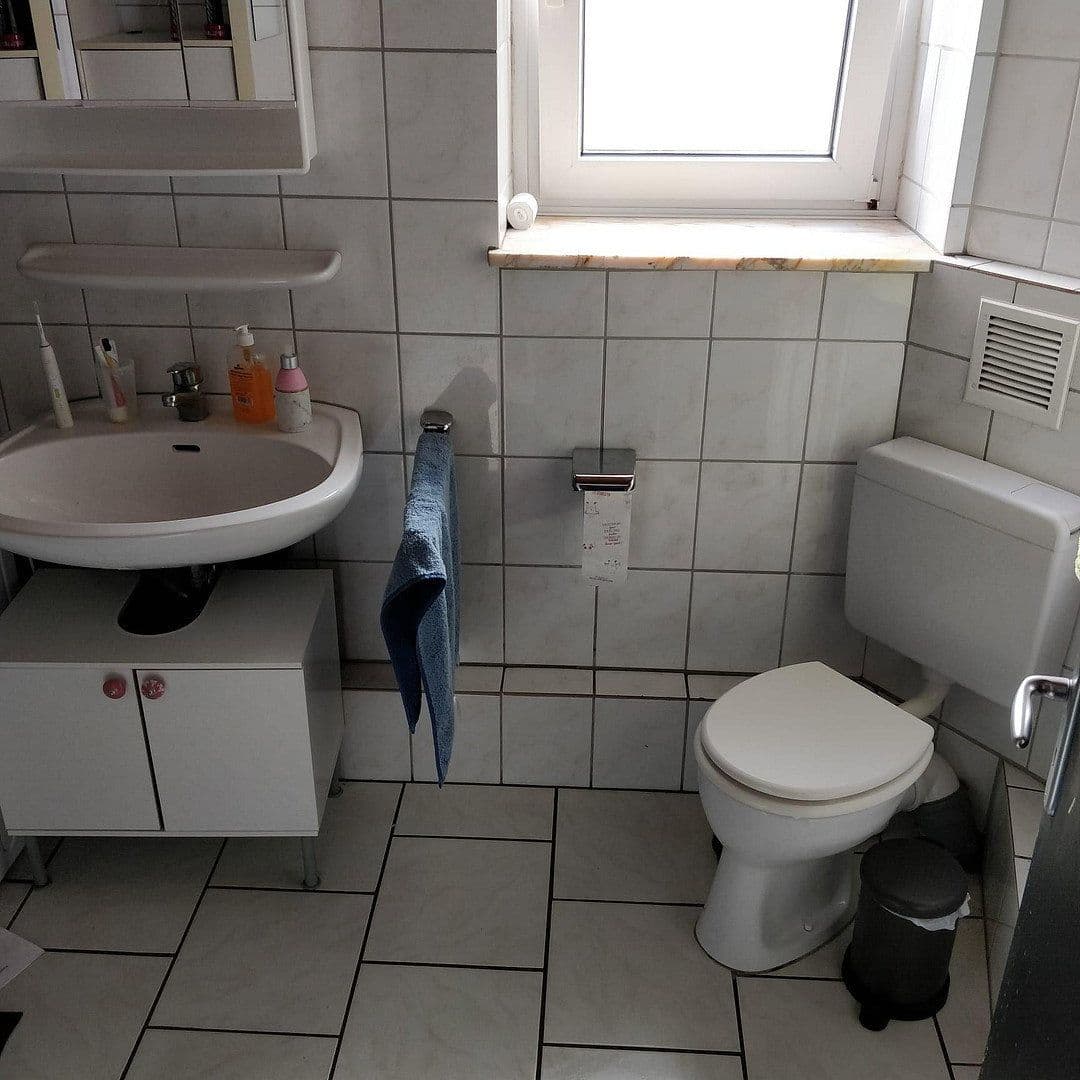 Prenájom bytu 4-izbový 105 m², Schlosswall 24, Osnabrück, Dolné Sasko Prenájom bytu 4-izbový 105 m², Schlosswall 24, Osnabrück, Dolné Sasko