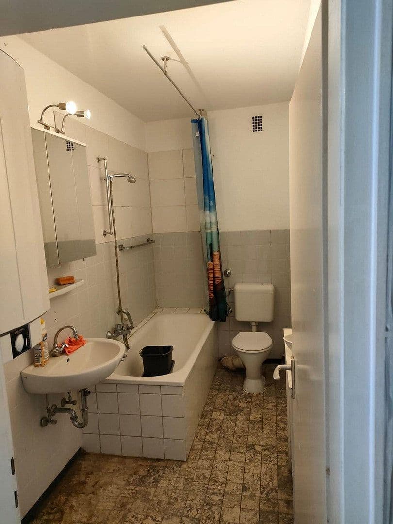 Prenájom bytu 3-izbový 72 m², Martinistraße 17, Osnabrück, Dolné Sasko Prenájom bytu 3-izbový 72 m², Martinistraße 17, Osnabrück, Dolné Sasko