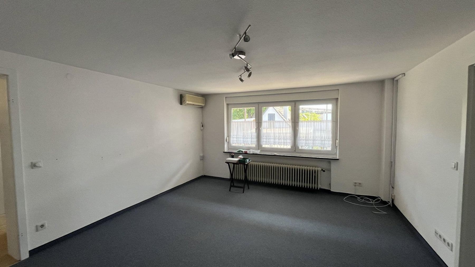 Prenájom domu 129 m², pozemok 600 m², Scheffelweg 15, Bretten, Bádensko-Wurttembersko Prenájom domu 129 m², pozemok 600 m², Scheffelweg 15, Bretten, Bádensko-Wurttembersko