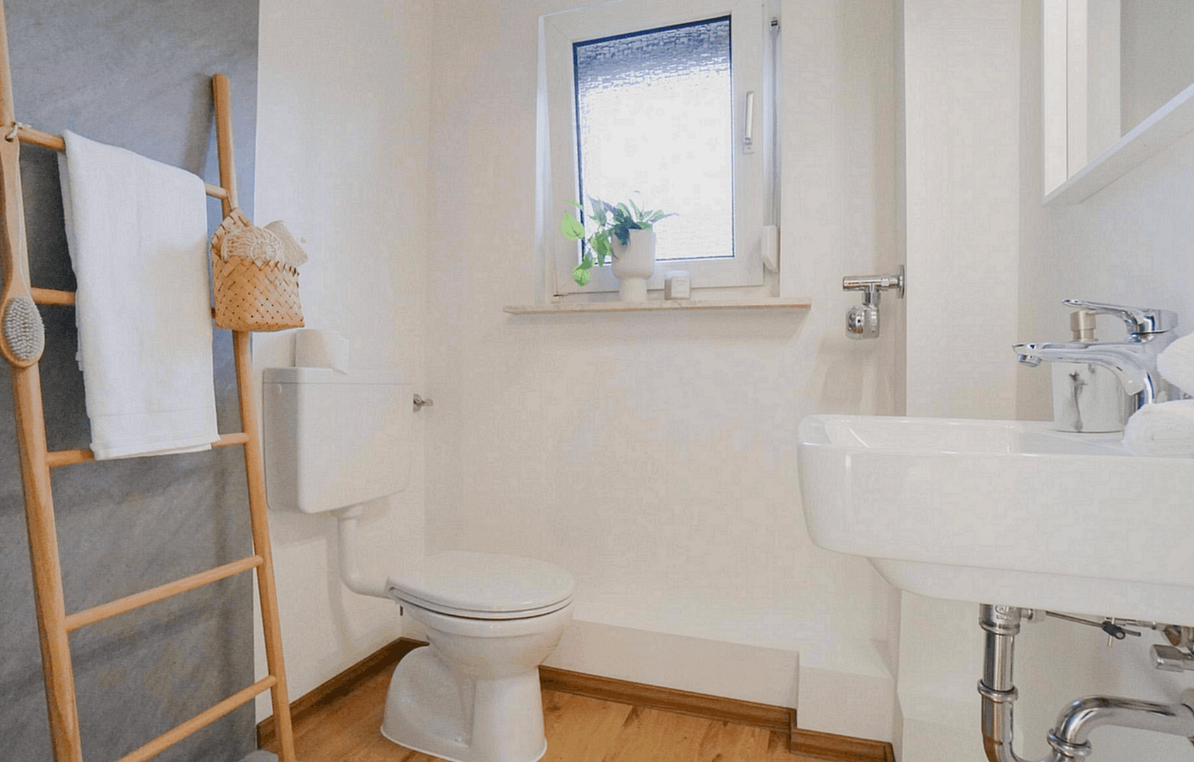 Prenájom bytu 3-izbový 68 m², Bremerhaven, Brémy Prenájom bytu 3-izbový 68 m², Bremerhaven, Brémy