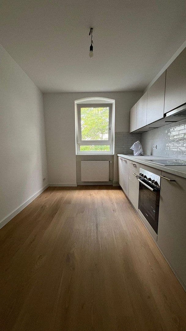 Prenájom bytu 4-izbový 86 m², Bellermannstr 13, Berlin, Berlín Prenájom bytu 4-izbový 86 m², Bellermannstr 13, Berlin, Berlín