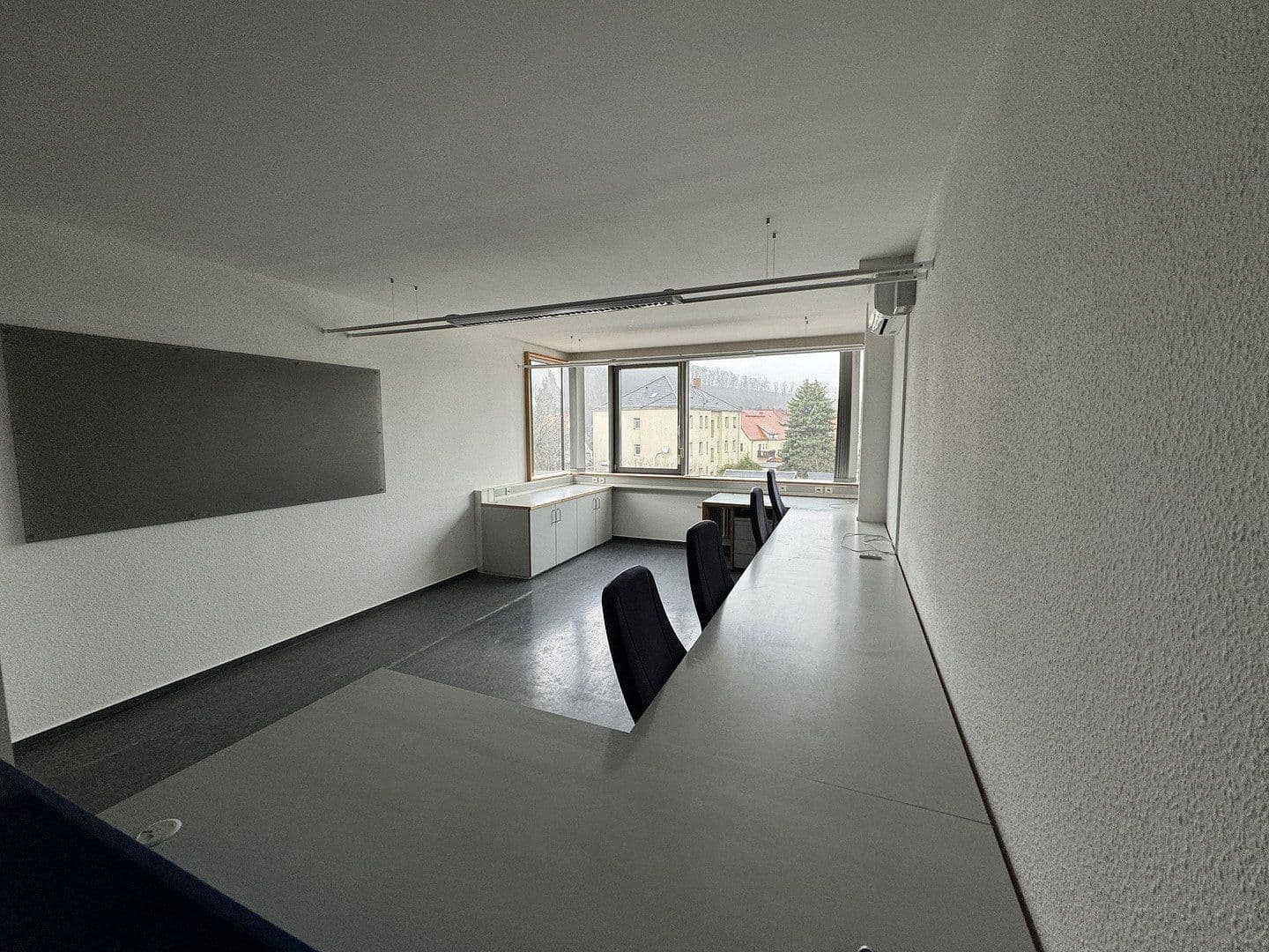 Prenájom nebytového priestoru 3.182 m², Dohna, Sasko Prenájom nebytového priestoru 3.182 m², Dohna, Sasko