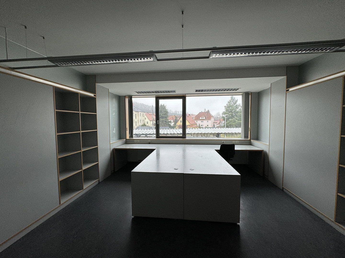 Prenájom nebytového priestoru 3.182 m², Dohna, Sasko Prenájom nebytového priestoru 3.182 m², Dohna, Sasko