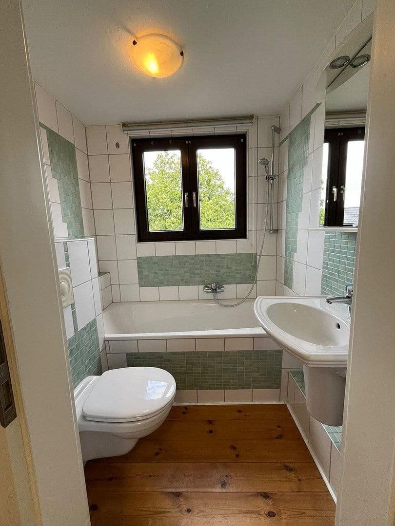 Prenájom bytu 2-izbový 42 m², Heiligenhaus, Severné Porýnie - Westfálsko Prenájom bytu 2-izbový 42 m², Heiligenhaus, Severné Porýnie - Westfálsko