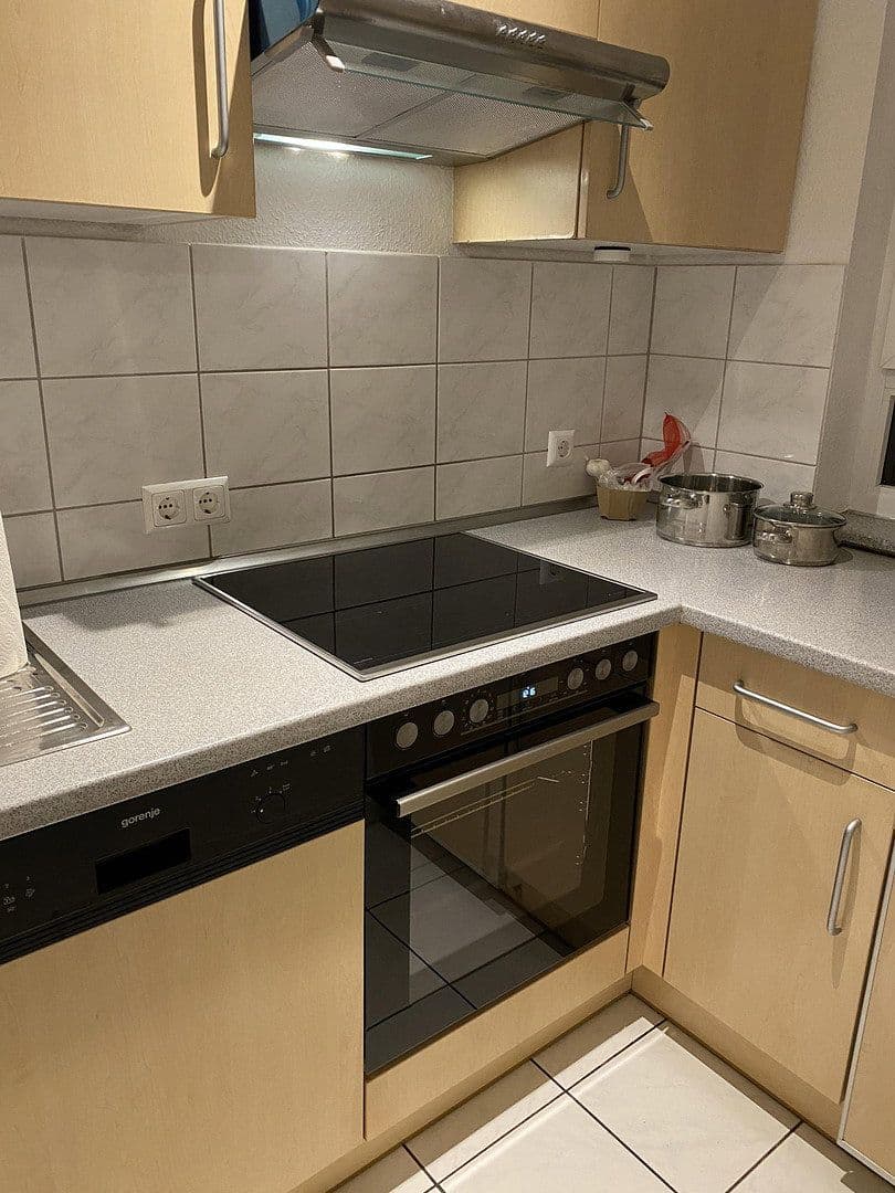 Prenájom bytu 2-izbový 49 m², Rosensteinstraße 31, Stuttgart, Bádensko-Wurttembersko Prenájom bytu 2-izbový 49 m², Rosensteinstraße 31, Stuttgart, Bádensko-Wurttembersko