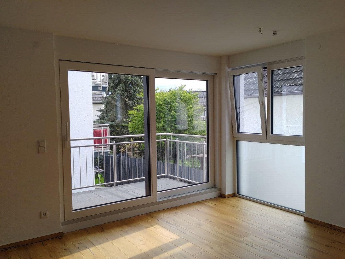 Prenájom bytu 3-izbový 95 m², Darmstadt-Eberstadt, Hesensko Prenájom bytu 3-izbový 95 m², Darmstadt-Eberstadt, Hesensko